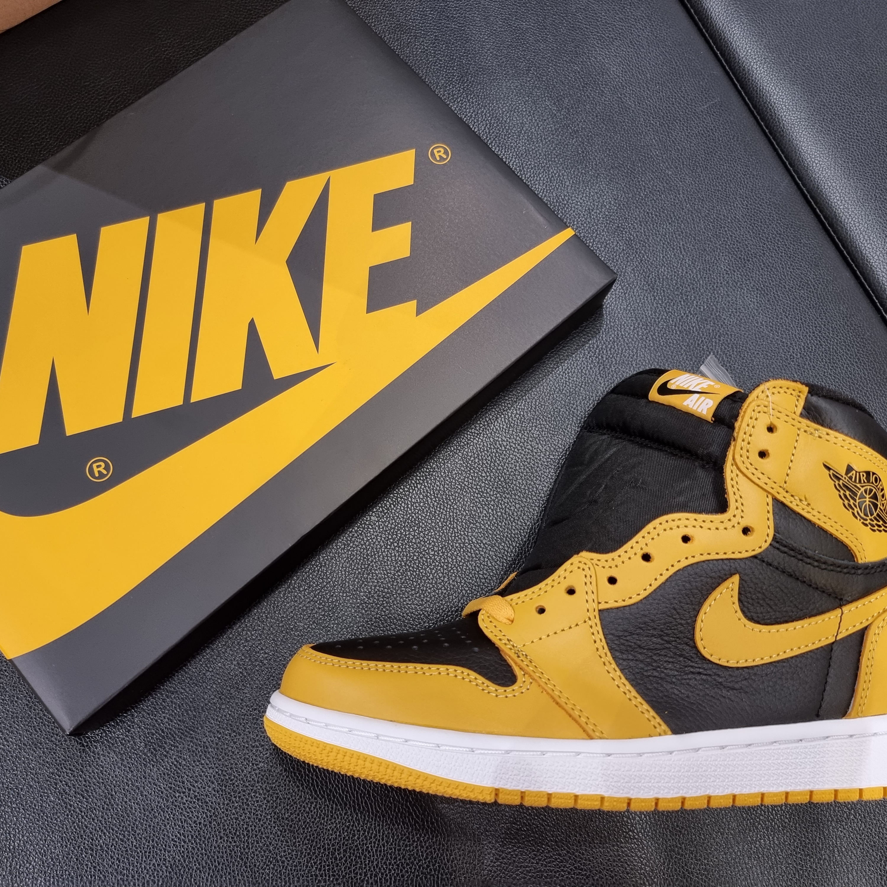 Jordan 1 Retro High OG Pollen, (GS) Jordan 1 Retro High OG Pollen 착용 스타일 - 5