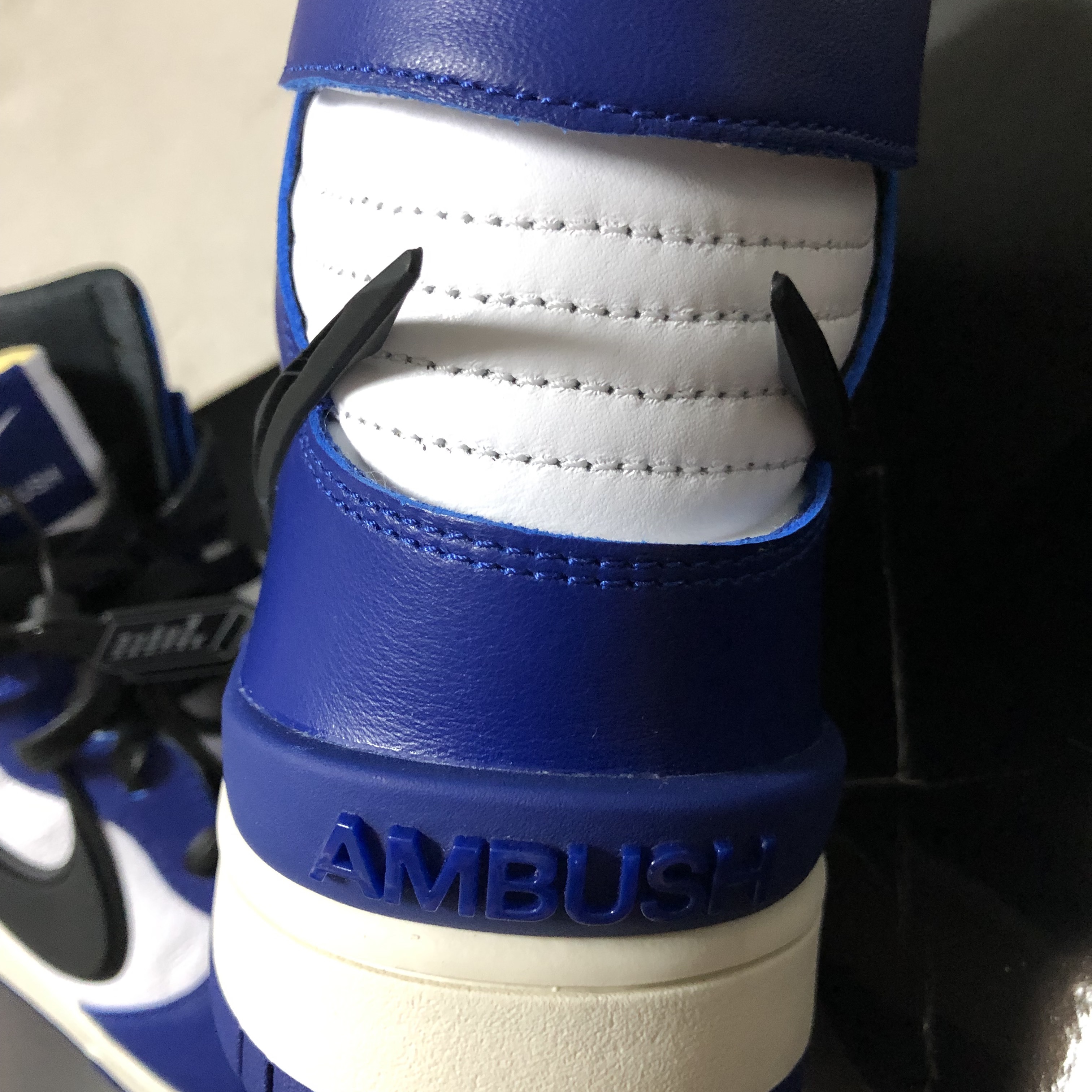 Nike x Ambush Dunk High Deep Royal Blue 착용 스타일 - 3
