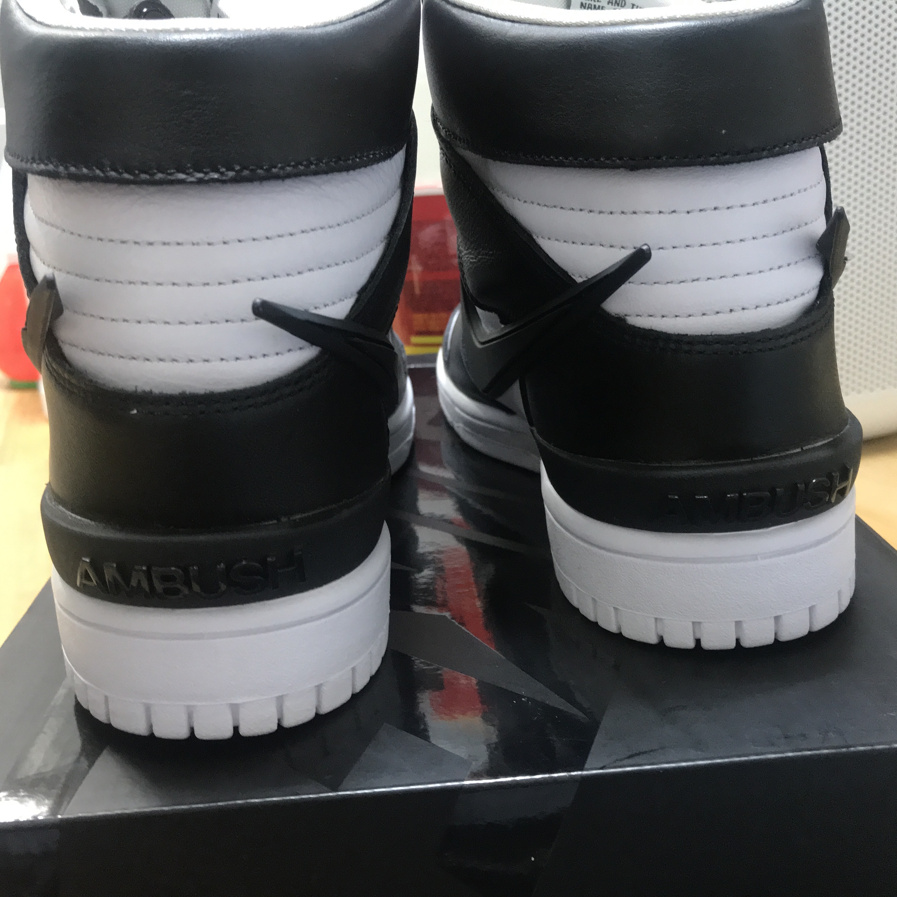 Nike x Ambush Dunk High Black 착용 스타일 - 3