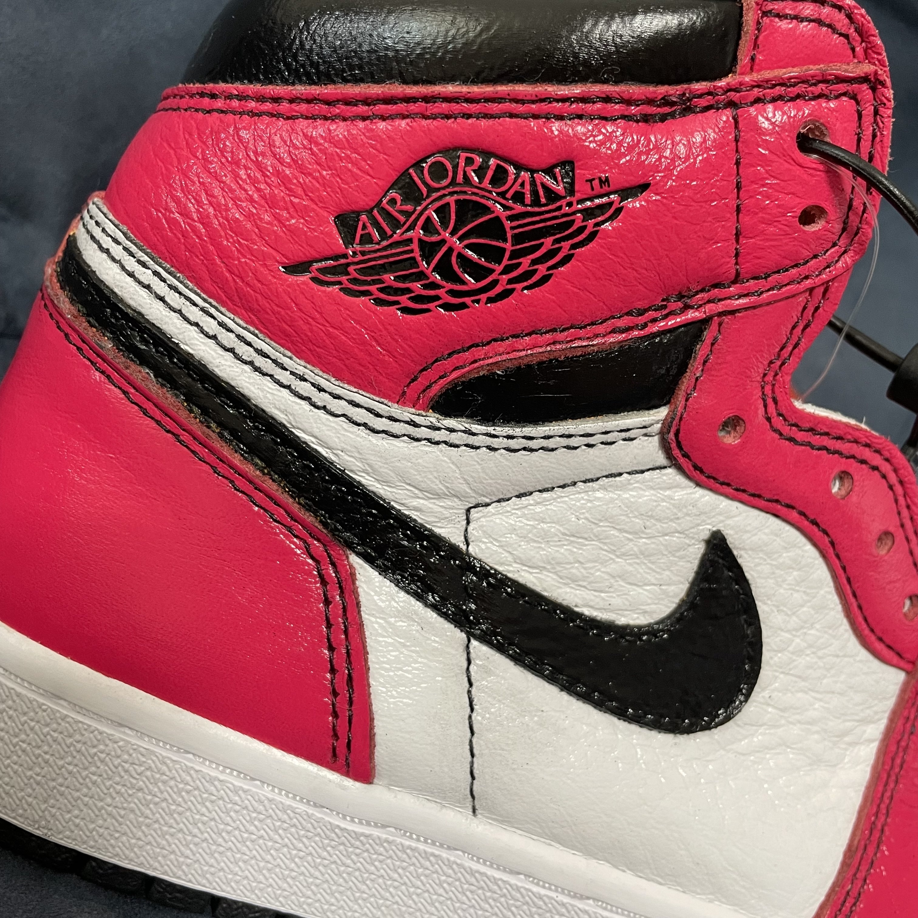 Jordan 1 Retro High OG Light Fusion Red 착용 스타일 - 3