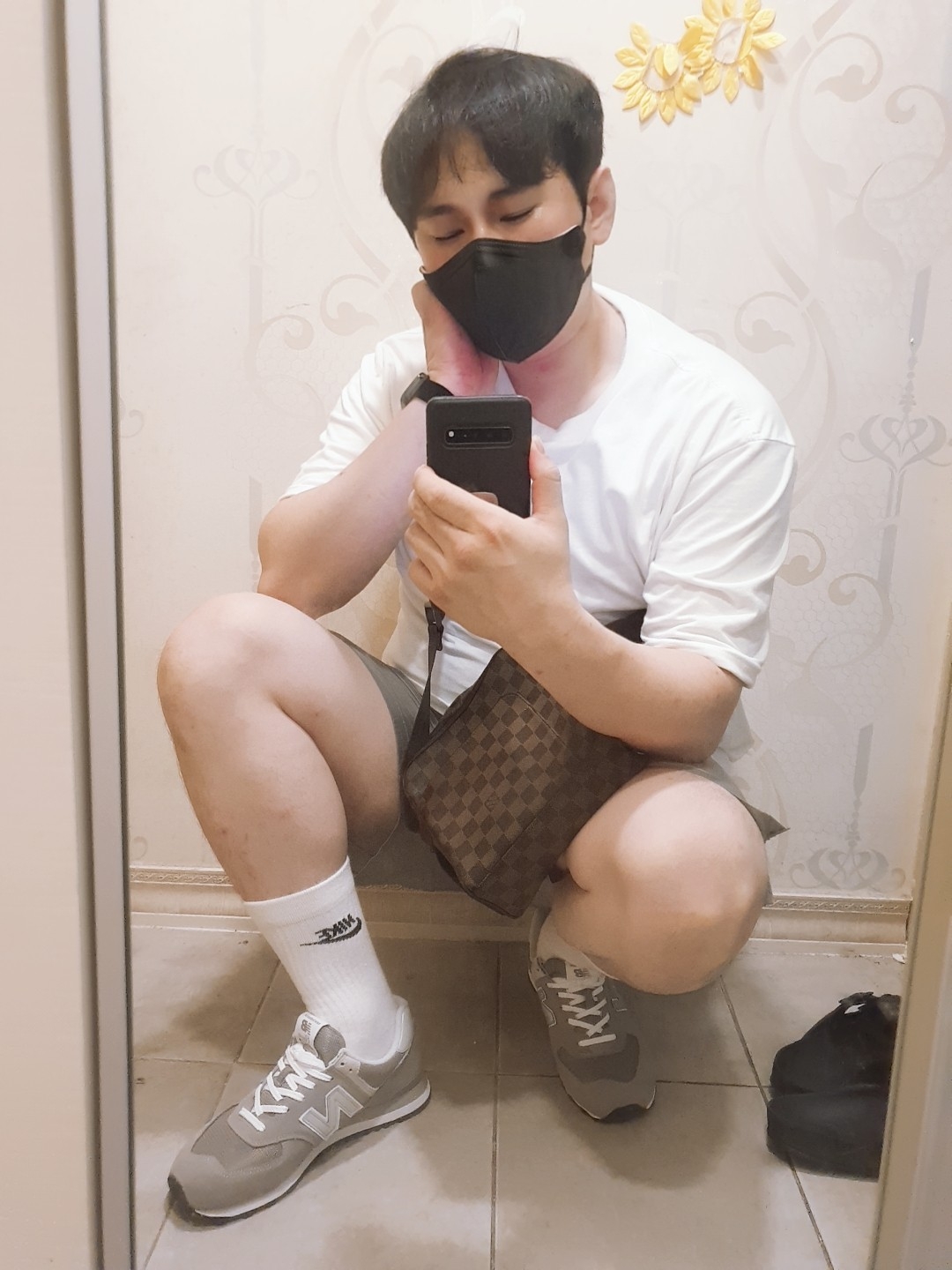 IAB Studio Woven Shorts Gray, New Balance 574 Grey - D Standard 착용 스타일 - 2