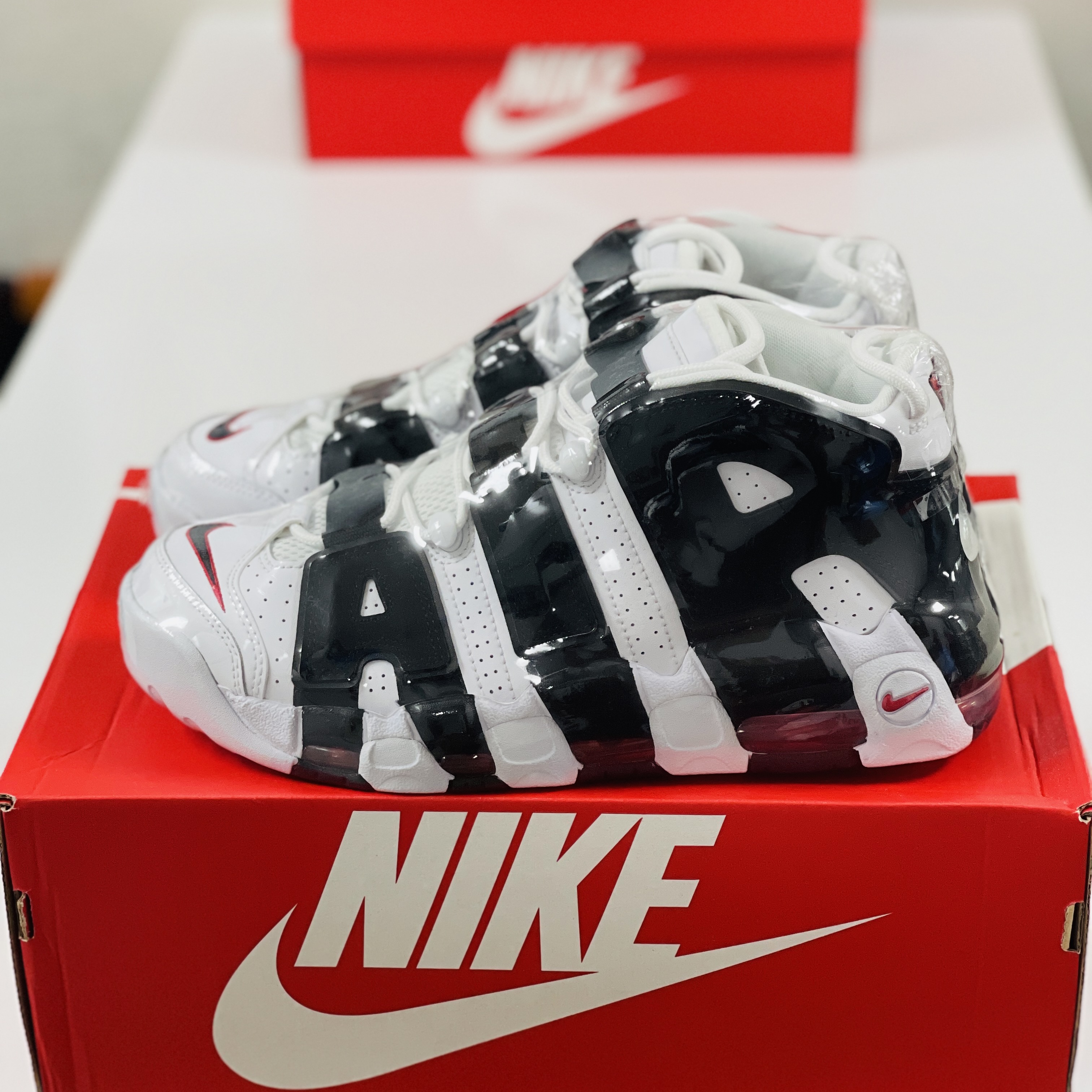 Nike Air More Uptempo Scottie Pippen 착용 스타일 - 2
