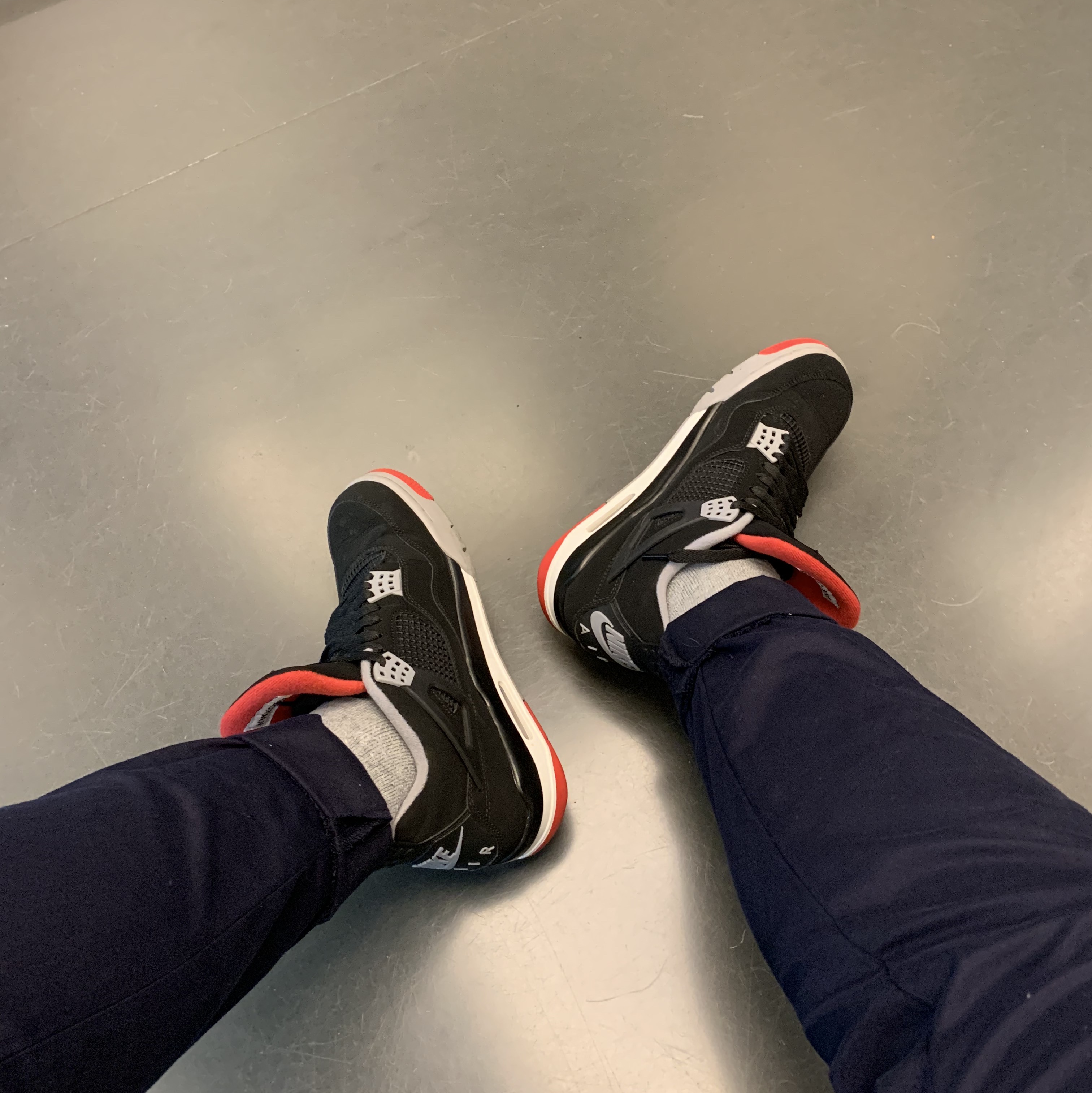 Jordan 4 Retro Bred 2019 착용 스타일 - 1