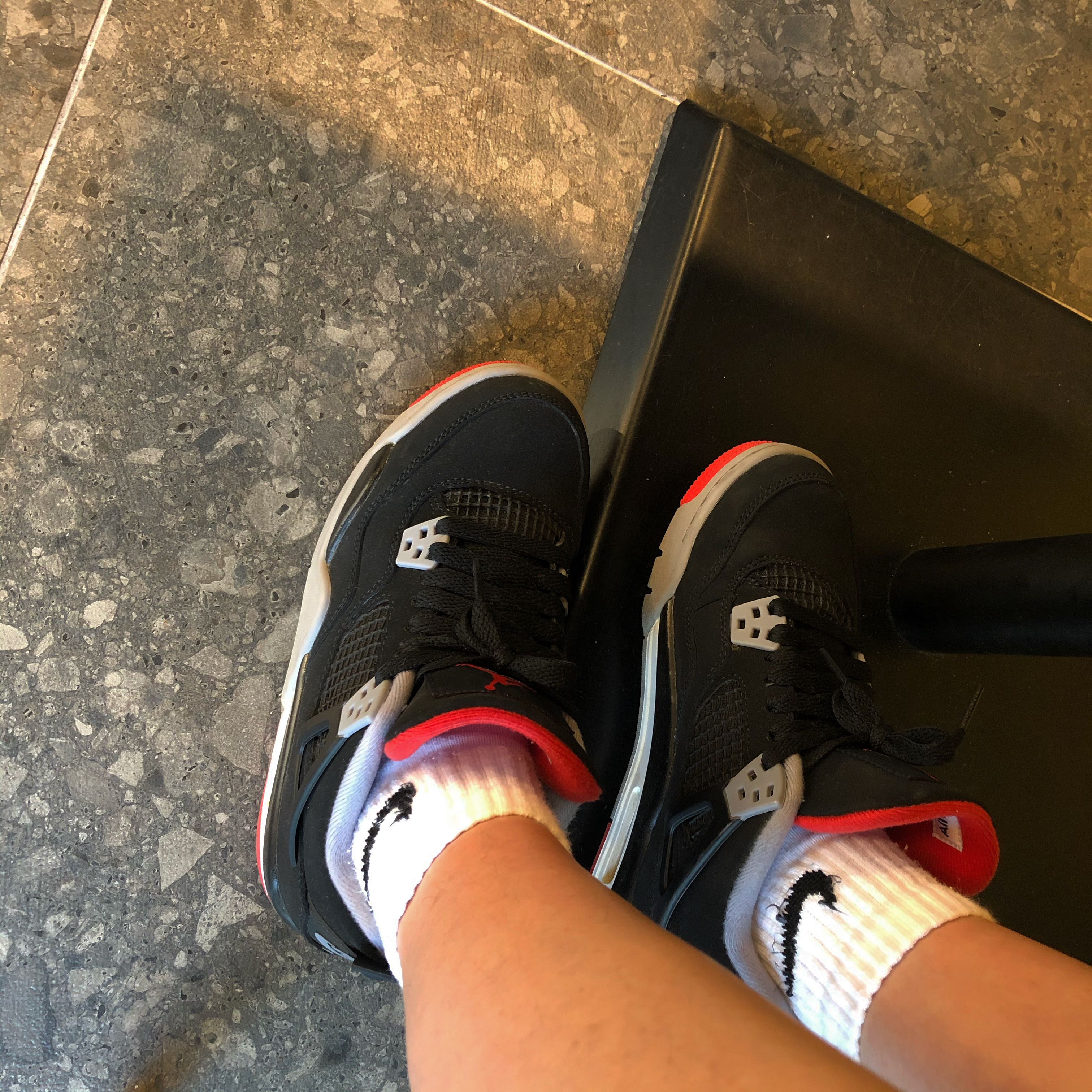 (GS) Jordan 4 Retro Bred 2019 착용 스타일