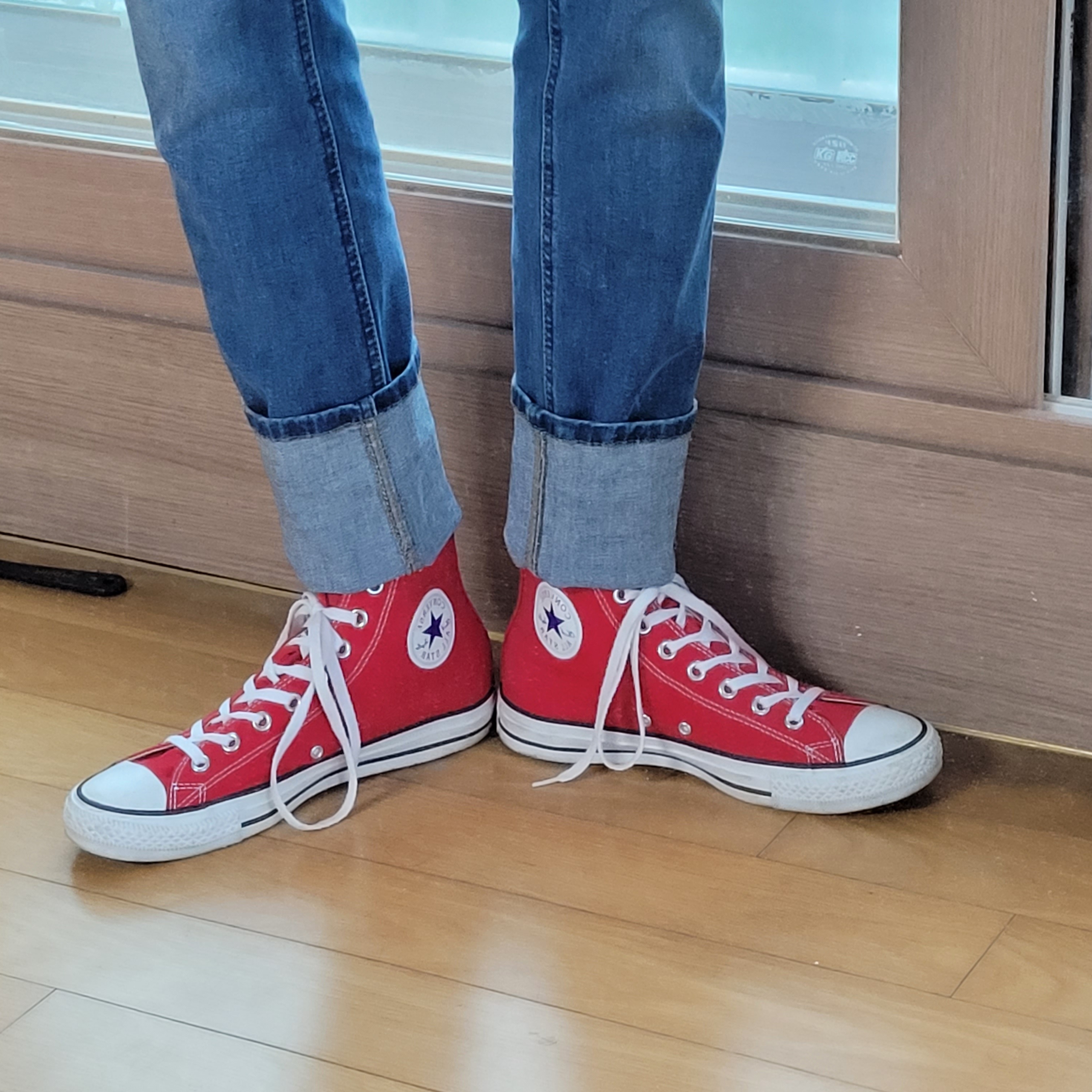 Converse Chuck Taylor All Star Core High Red 착용 스타일 - 2