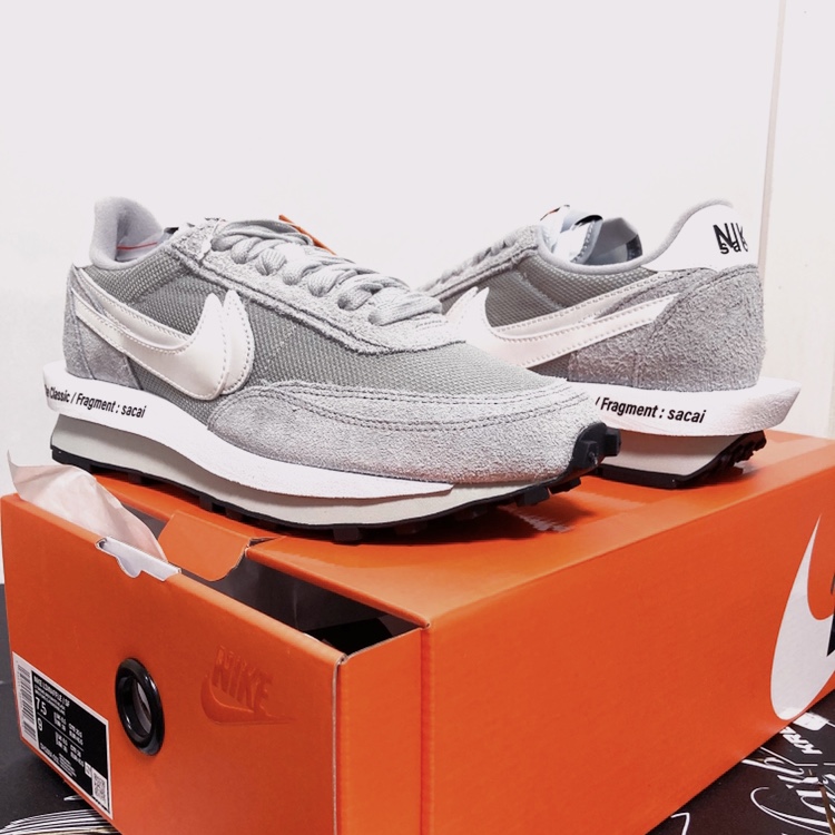 Nike x Sacai x Fragment LDWaffle Light Smoke Grey 착용 스타일 - 2