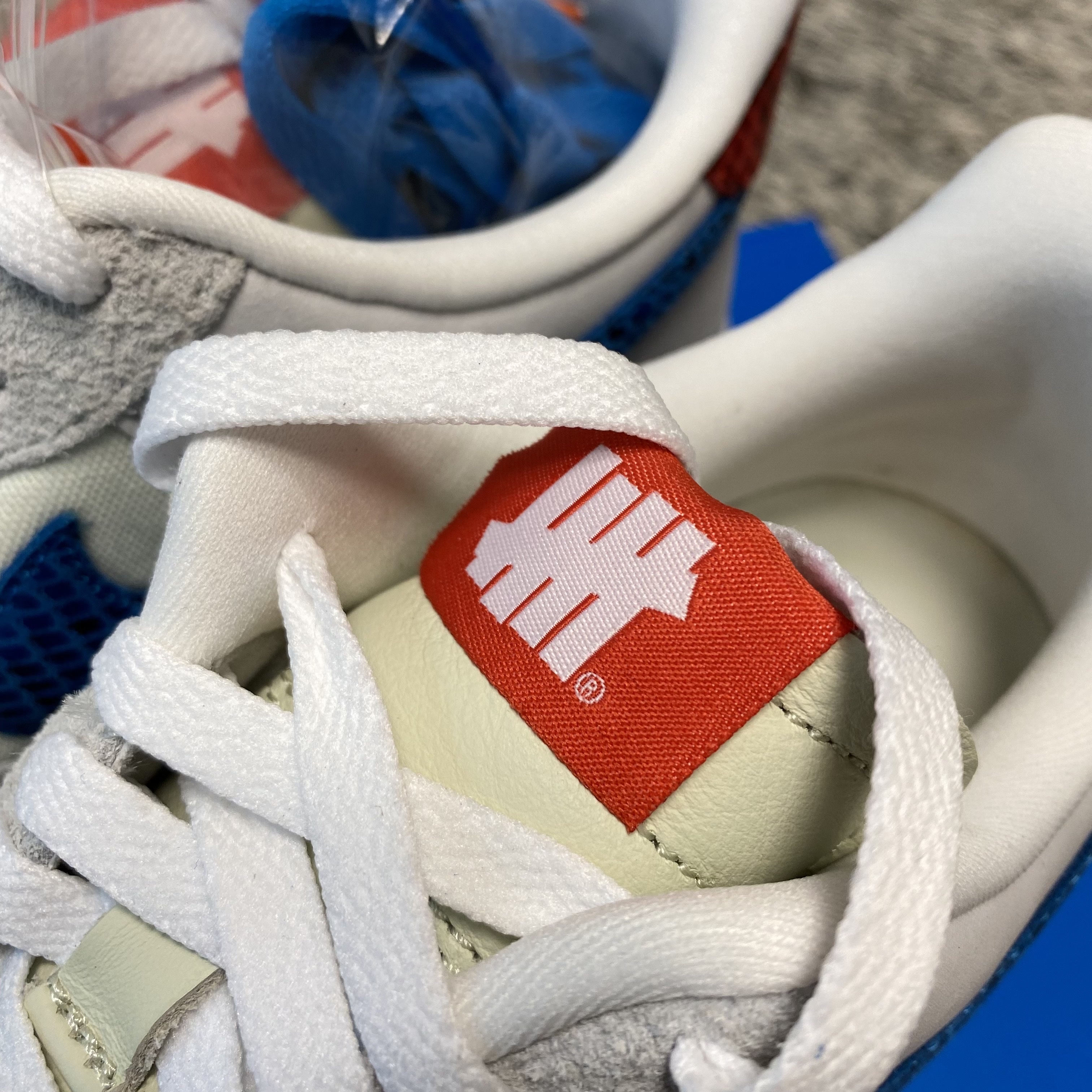Nike x Undefeated Air Force 1 Low SP 5 On It 착용 스타일 - 2