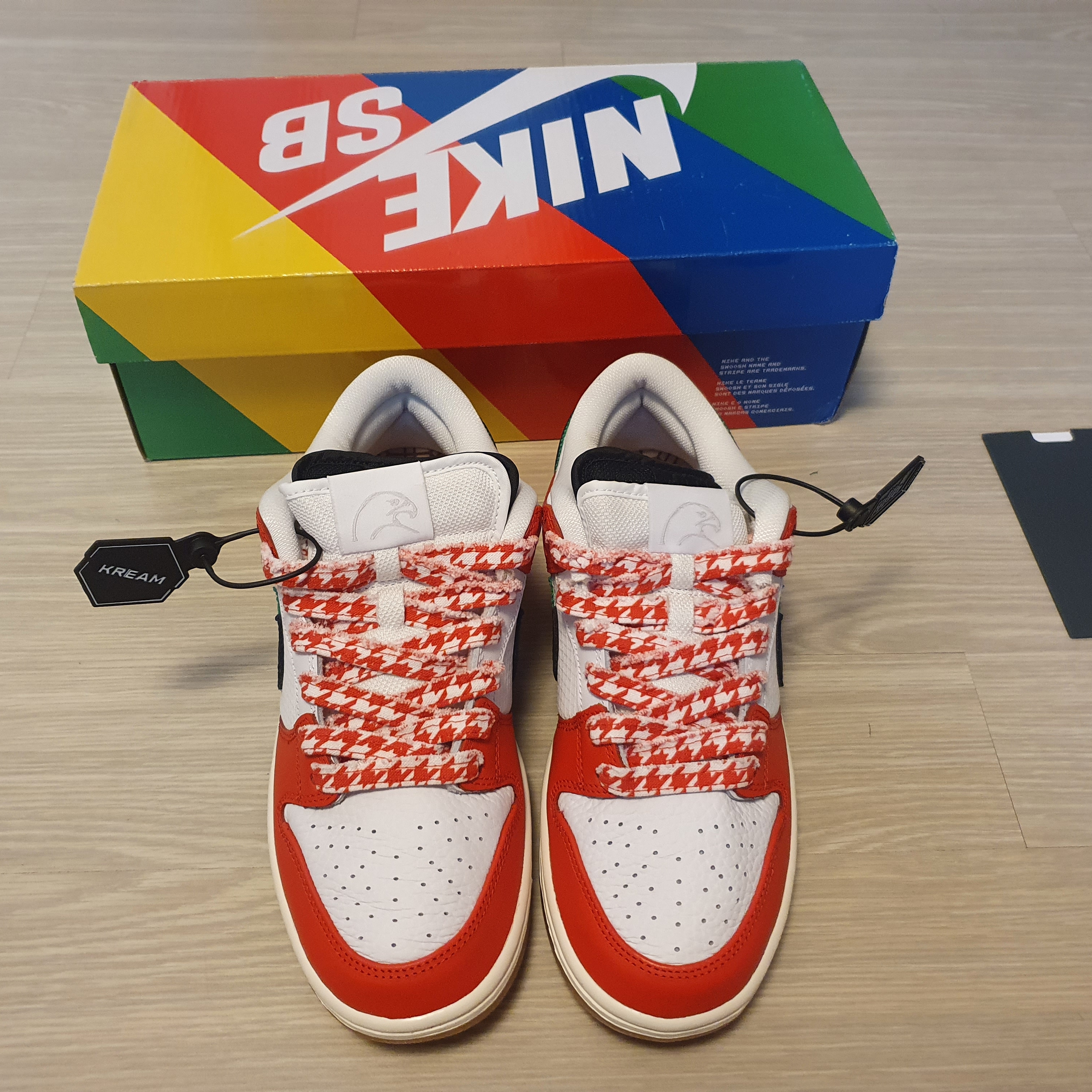 Nike x Frame Skate SB Dunk Low Pro Habibi 착용 스타일 - 2