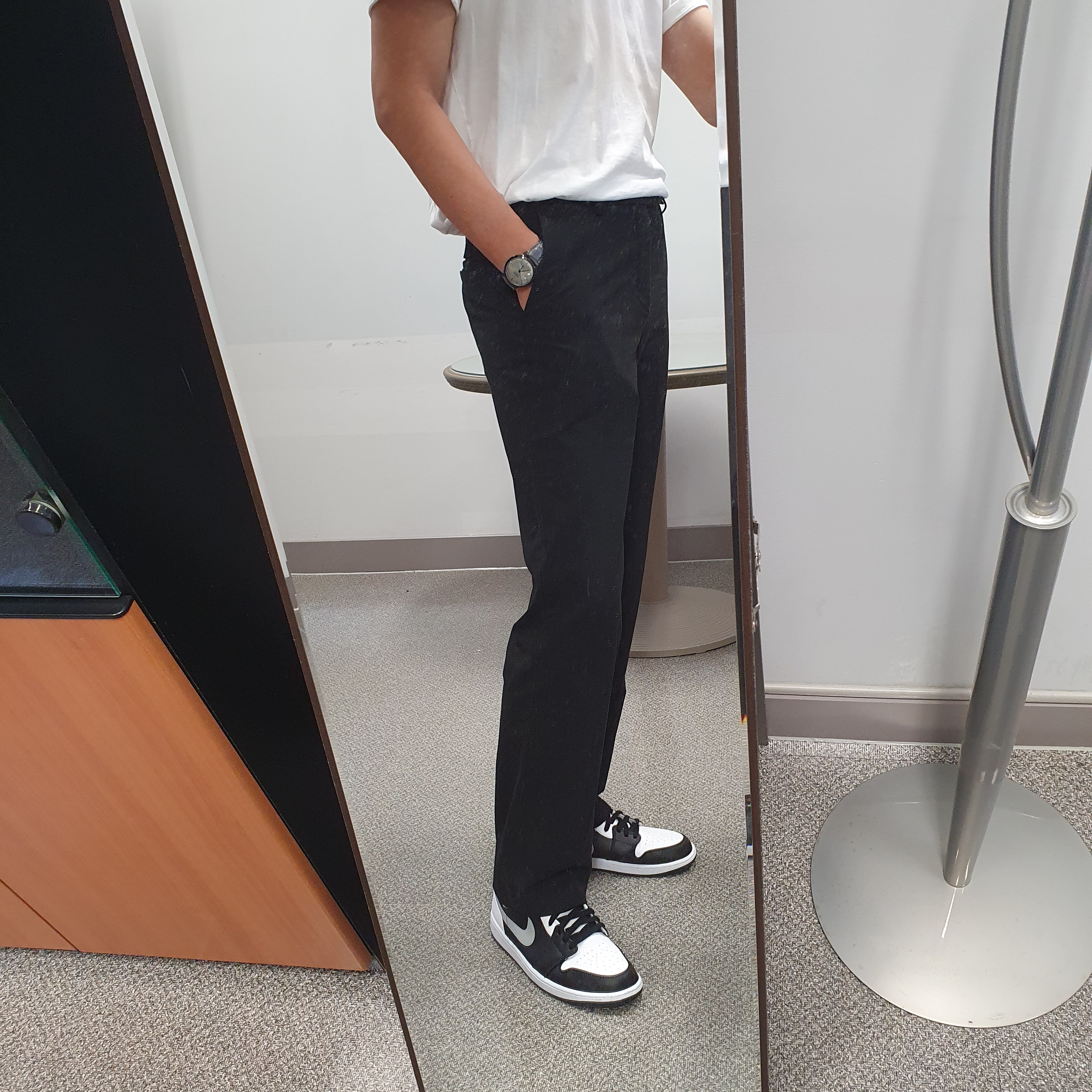 Jordan 1 Mid White Shadow 착용 스타일