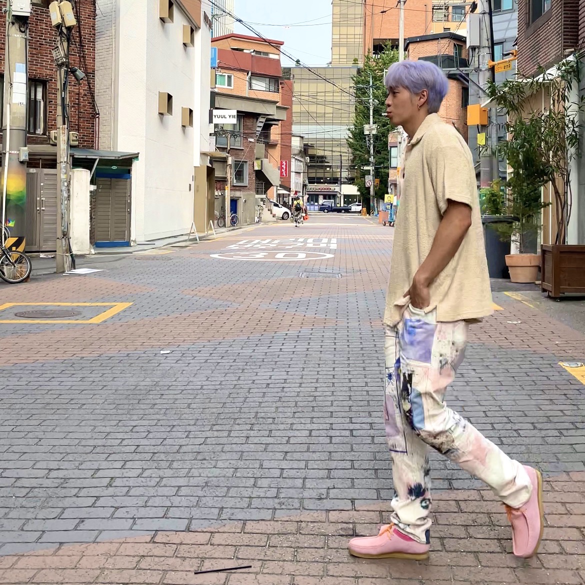 Clarks x LVC Wallabee Pink Combi 착용 스타일