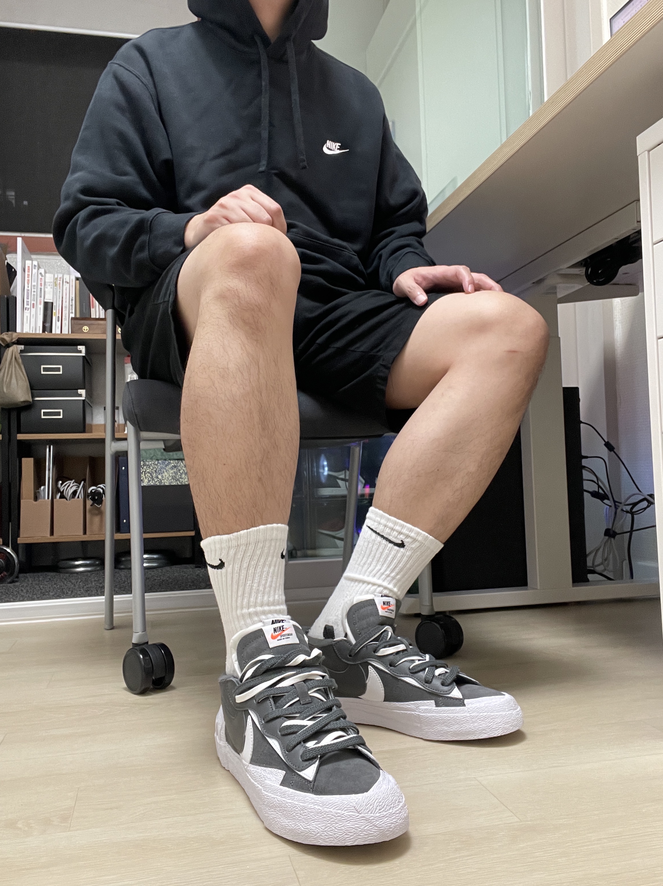 Nike x Sacai Blazer Low Iron Grey 착용 스타일