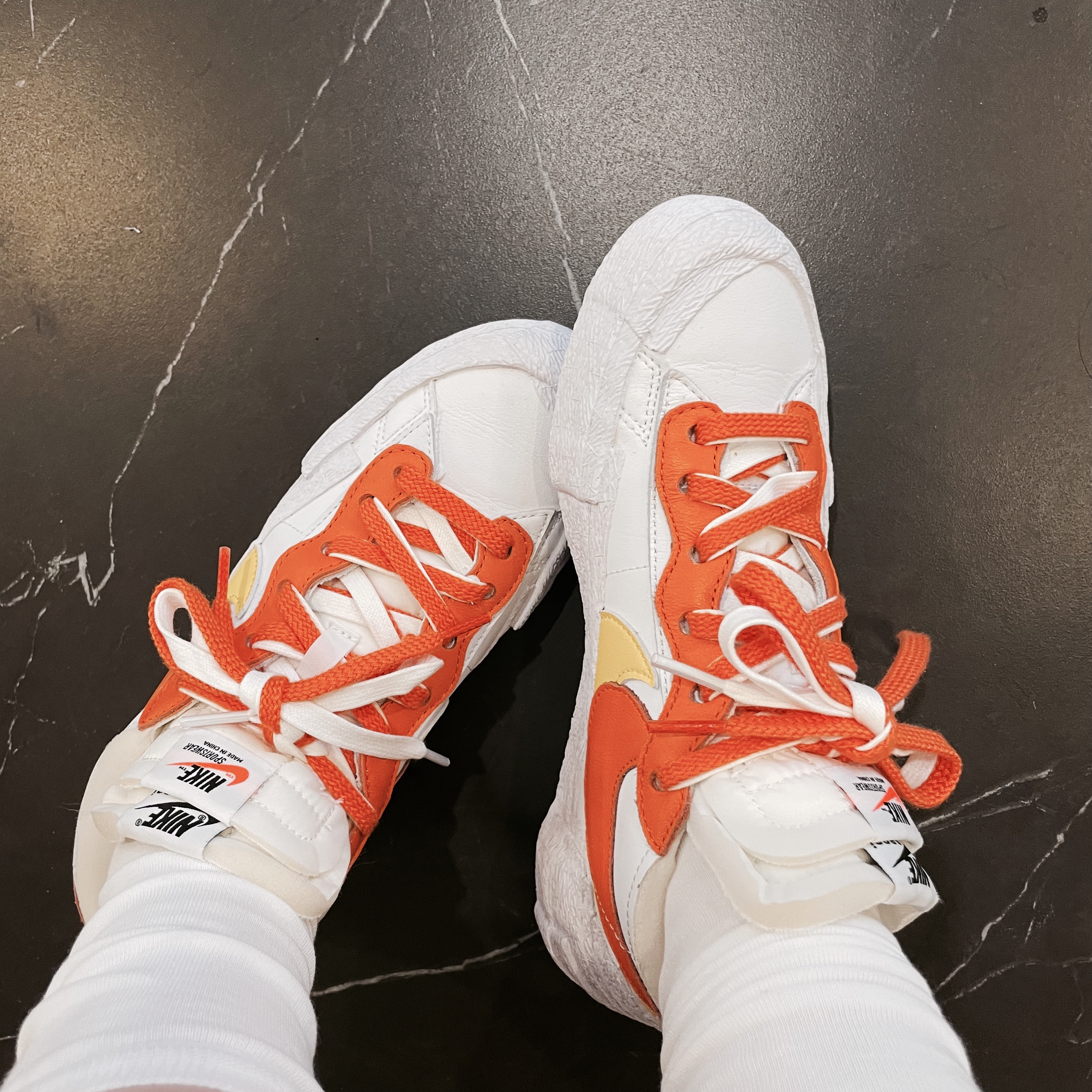 Nike x Sacai Blazer Low Magma Orange 착용 스타일