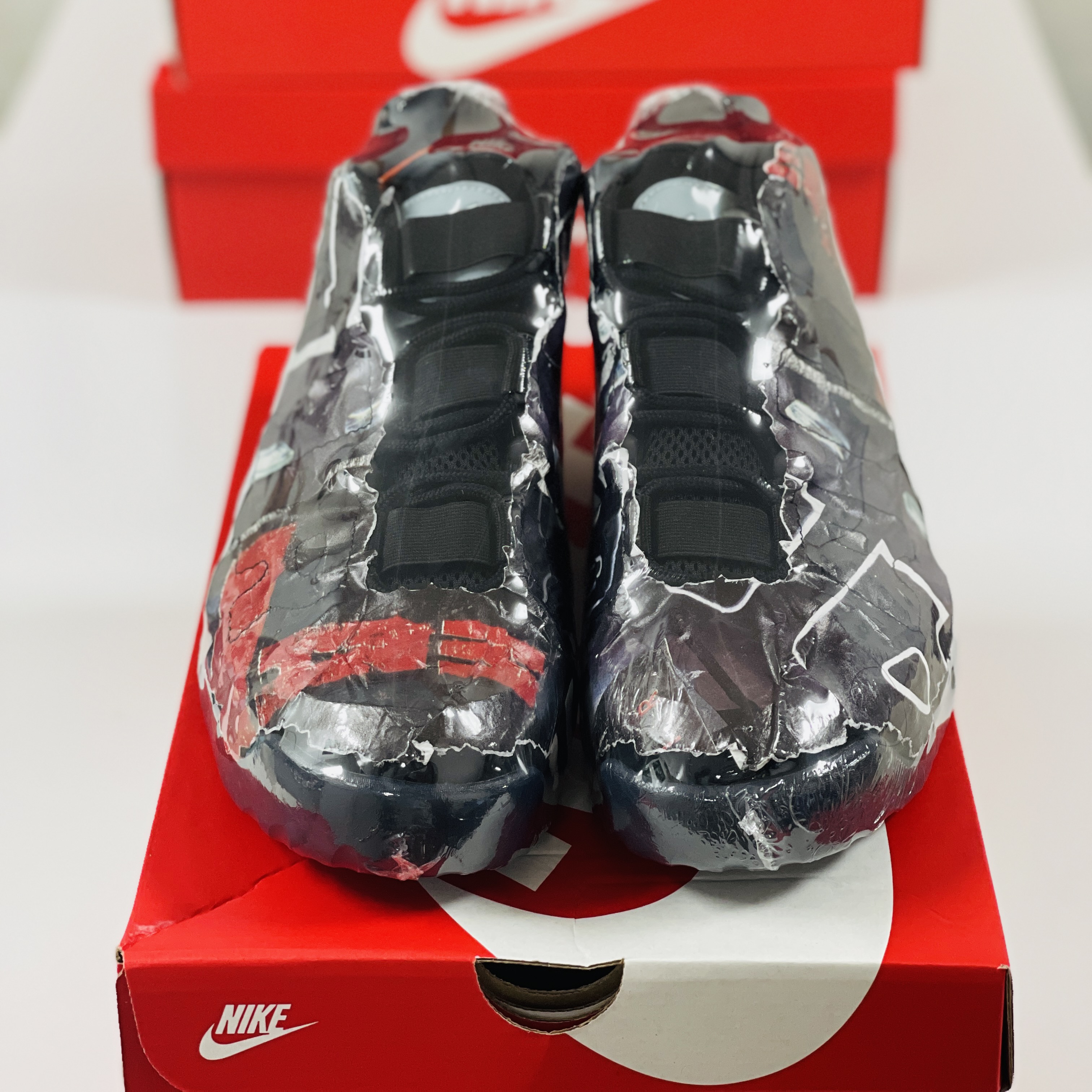 Nike Air More Uptempo 96 Maximum Volume 착용 스타일 - 3