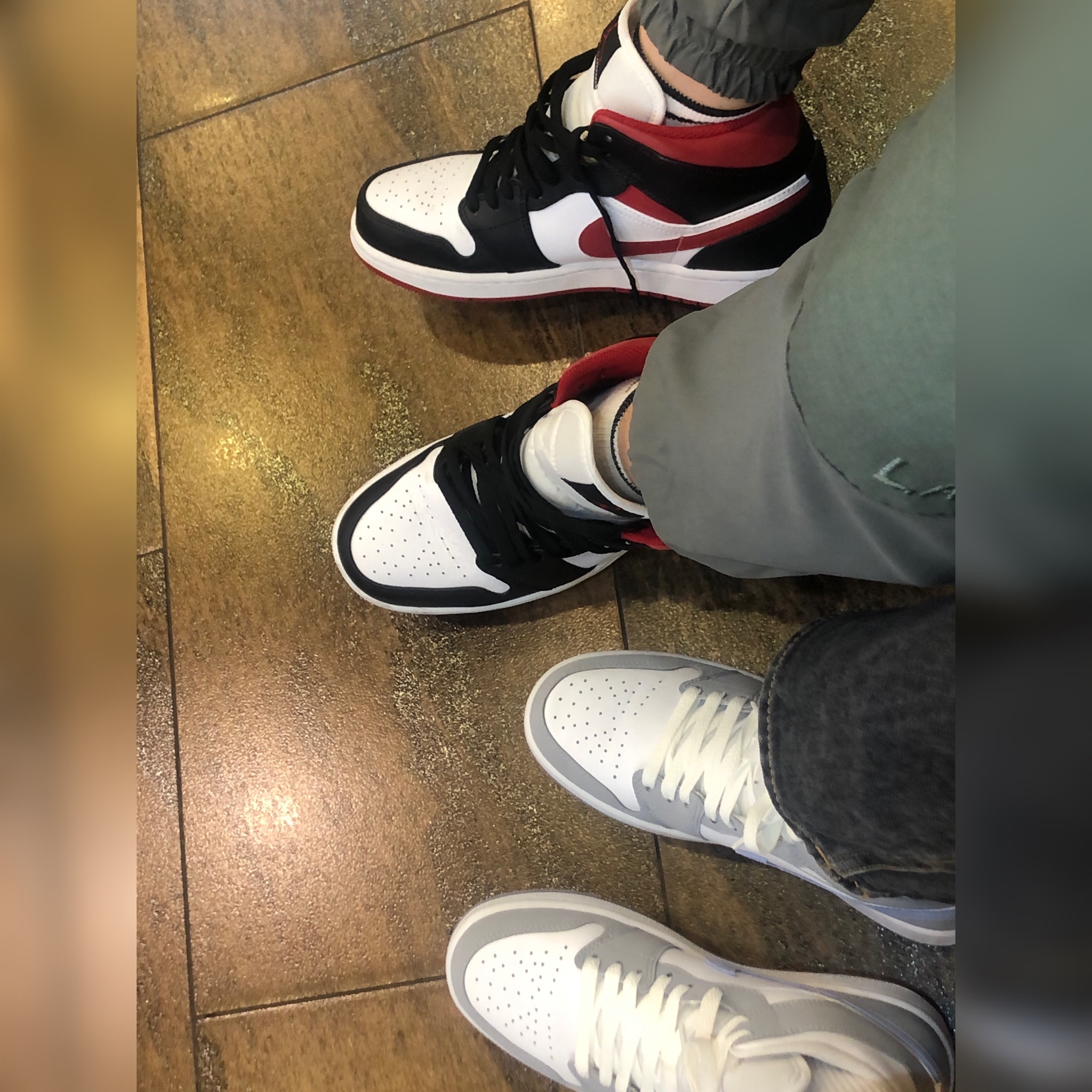 (W) Jordan 1 Mid Wolf Grey 착용 스타일 - 1