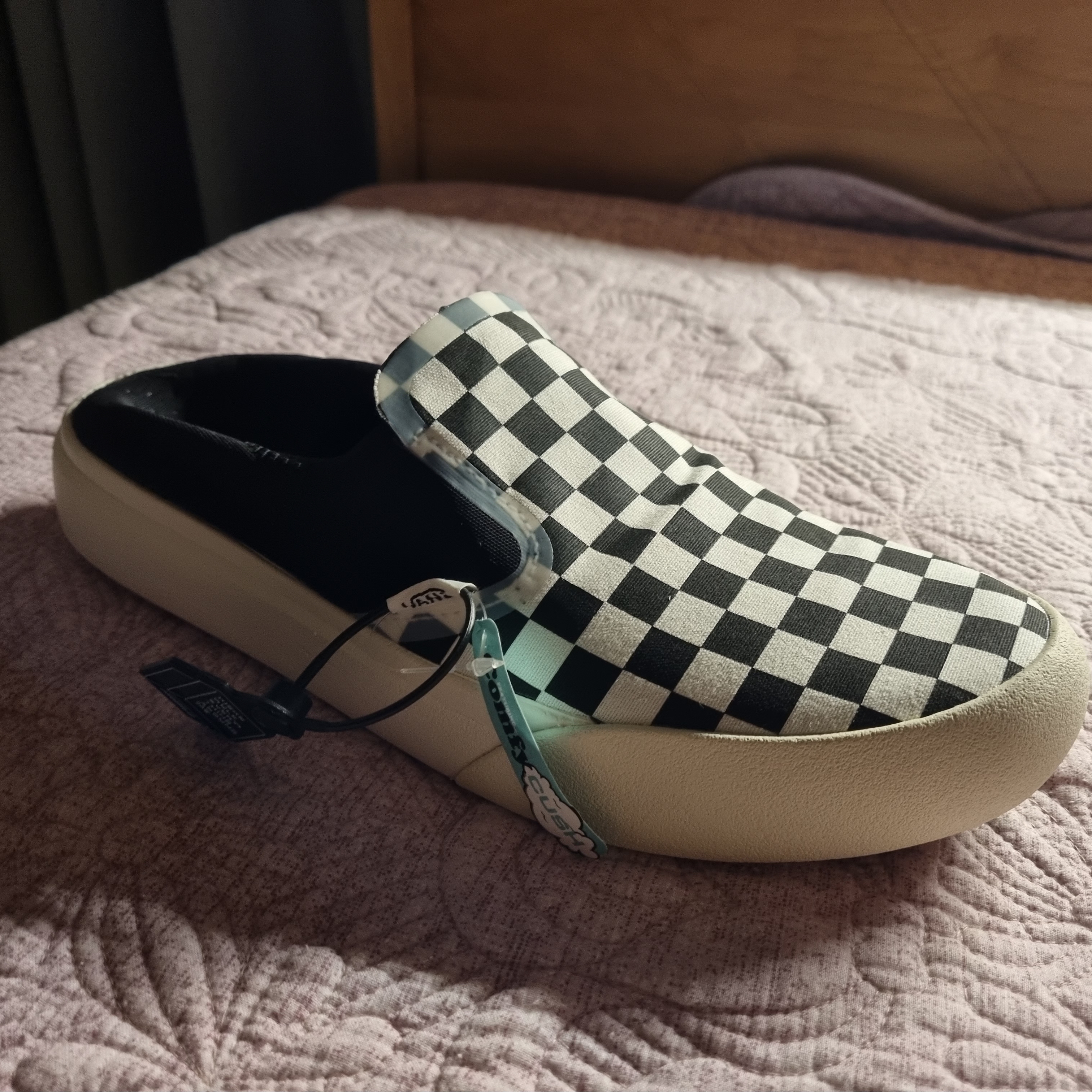 Vans Checkerboard Comfycush One Black 착용 스타일