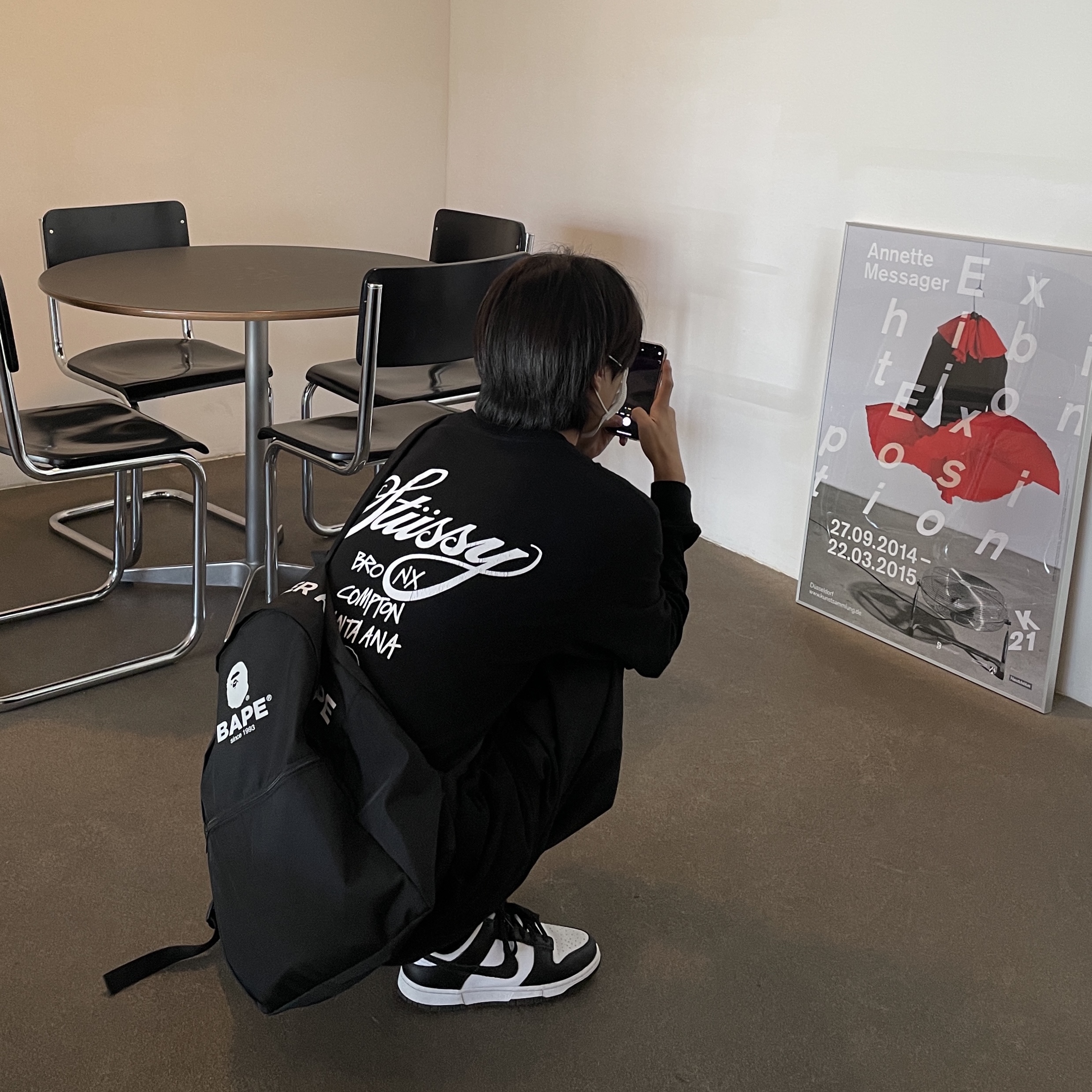 Nike Dunk Low Retro Black, Stussy World Tour LS T-Shirt Black 착용 스타일 - 2