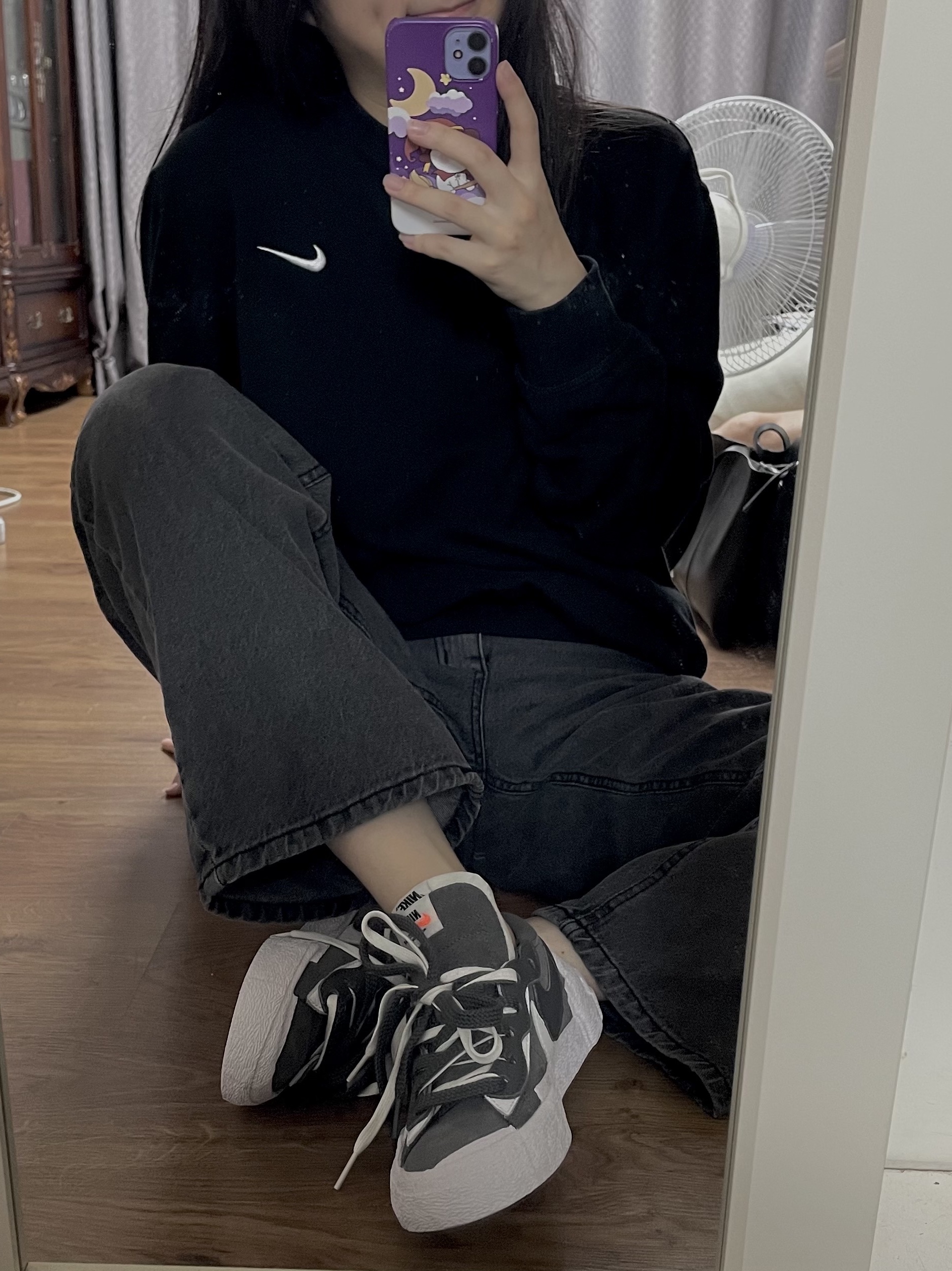 Nike NRG Solo Swoosh Crew Fleece Black White - Asia, Nike x Sacai Blazer Low Iron Grey 착용 스타일