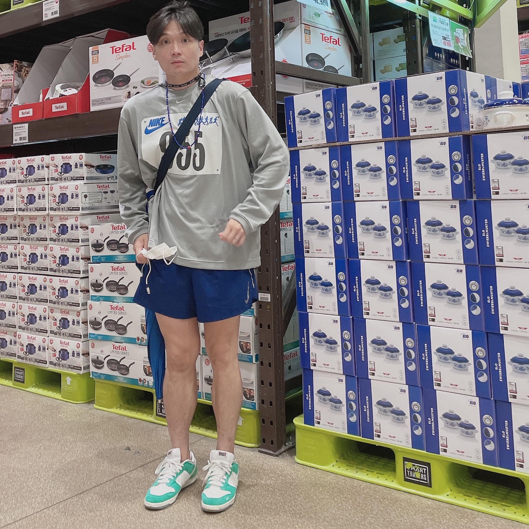 Nike x Kasina Dunk Low Road Sign - Kasina Exclusive, Nike x Cactus Plant Flea Market L/S Jersey Grey - US/EU 착용 스타일