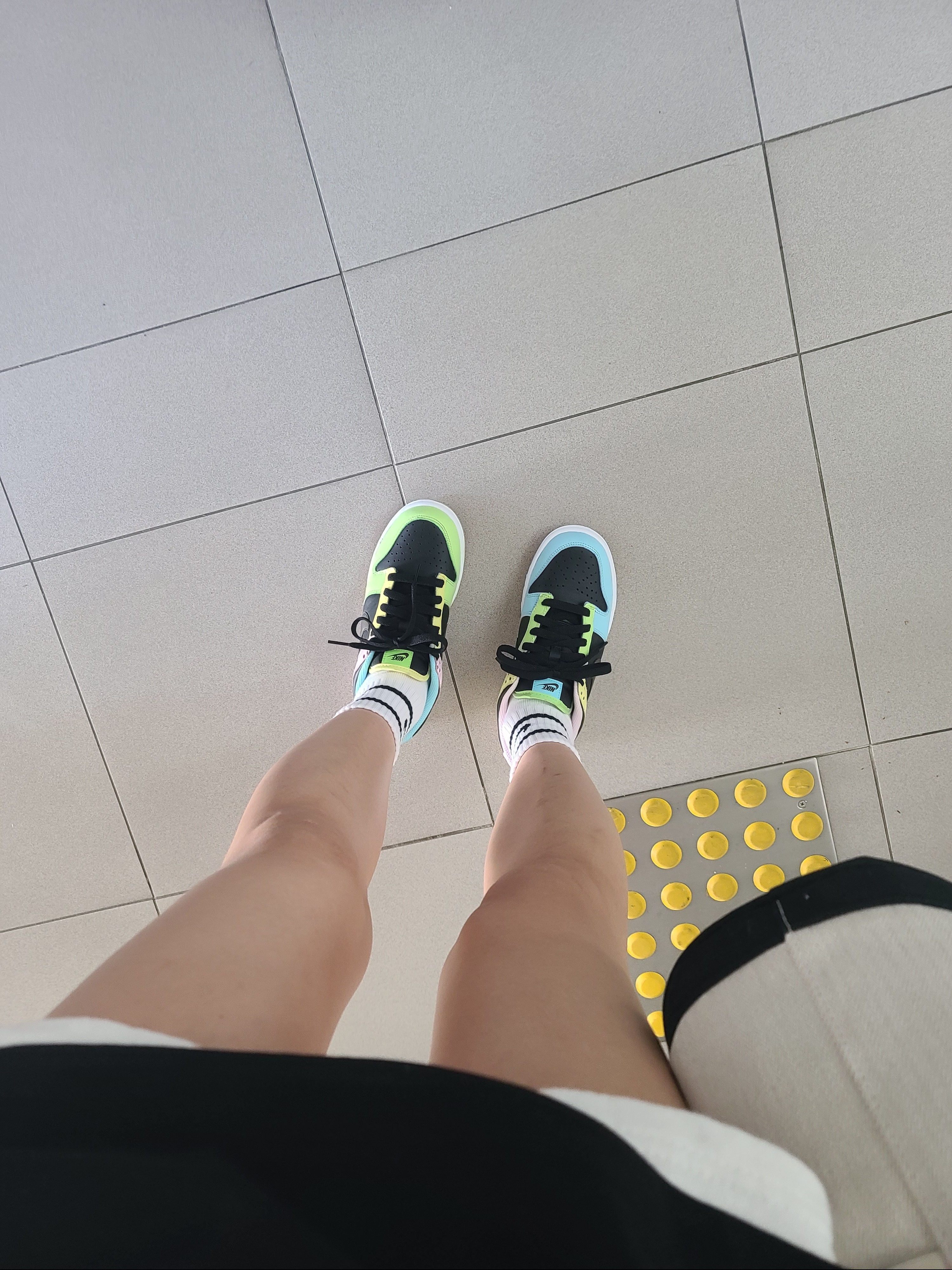 (GS) Nike Dunk Low SE Free.99 Black 착용 스타일