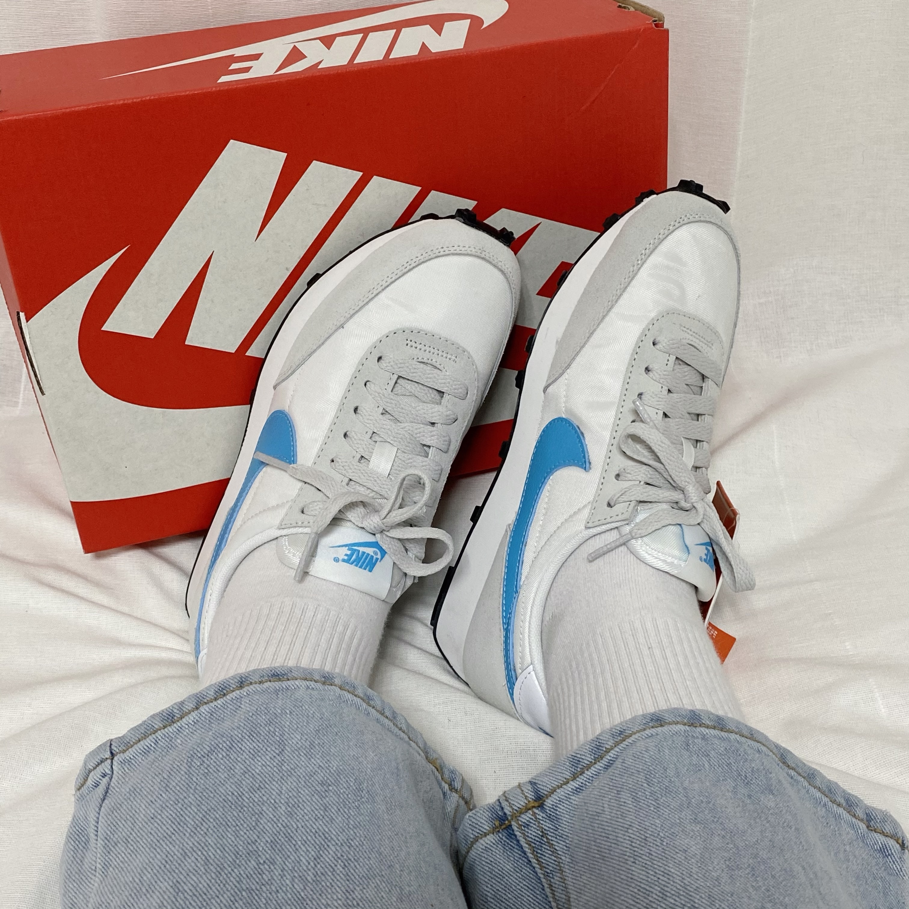 (W) Nike Daybreak Vast Grey 착용 스타일 - 2