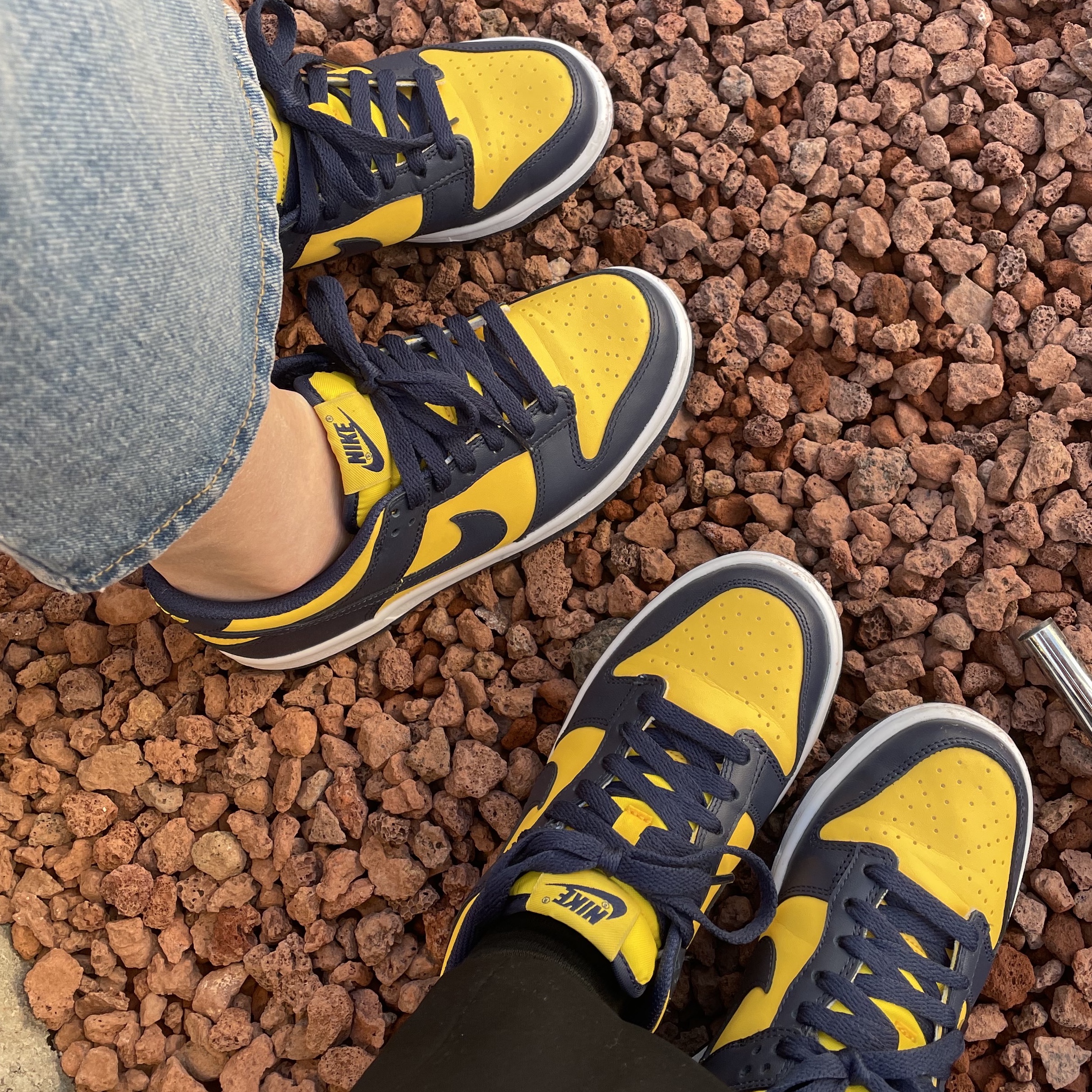 Nike Dunk Low Retro Varsity Maize, (GS) Nike Dunk Low Varsity Maize 착용 스타일