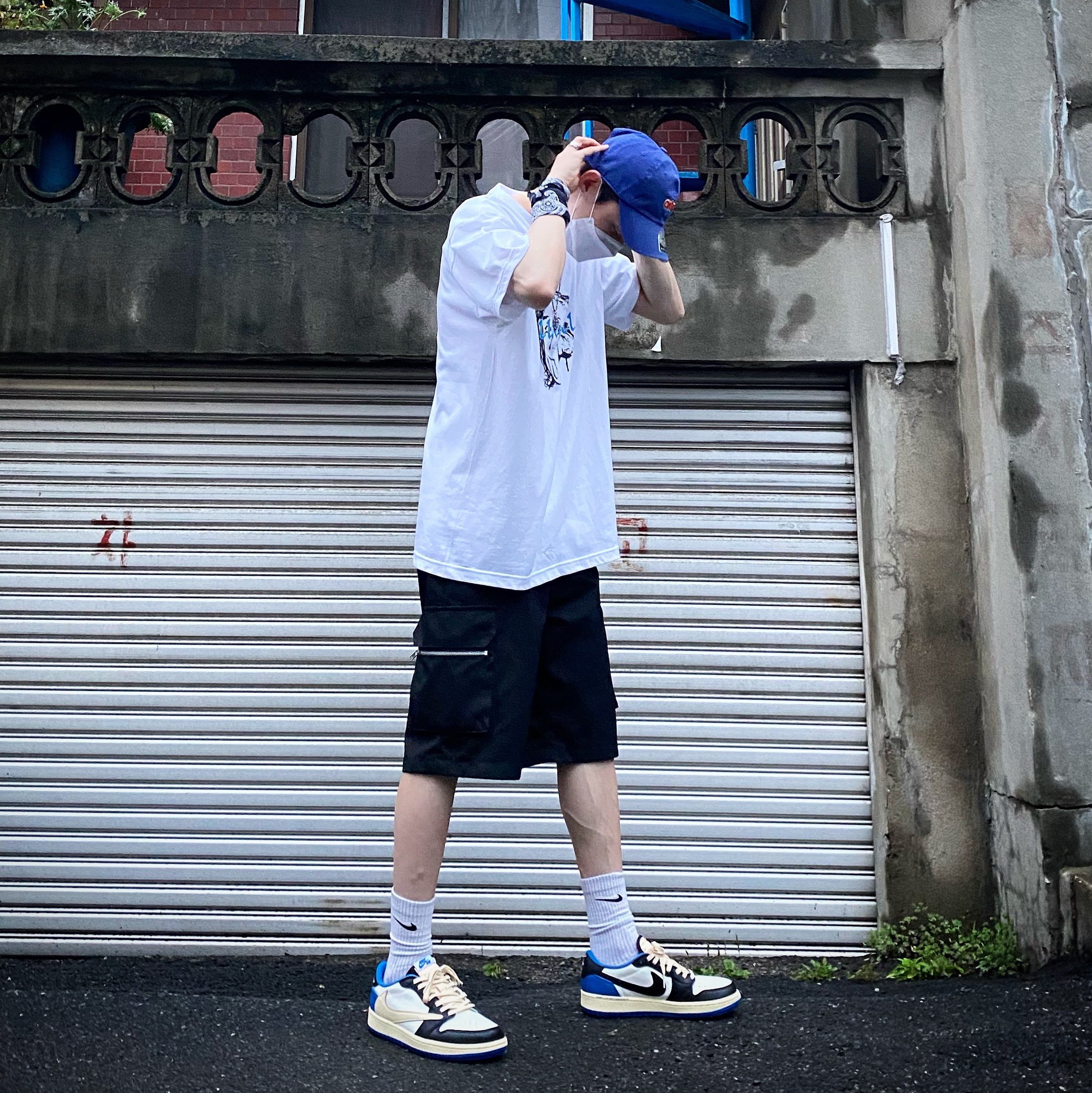 Jordan 1 x Travis Scott x Fragment Retro Low OG SP Military Blue 착용 스타일