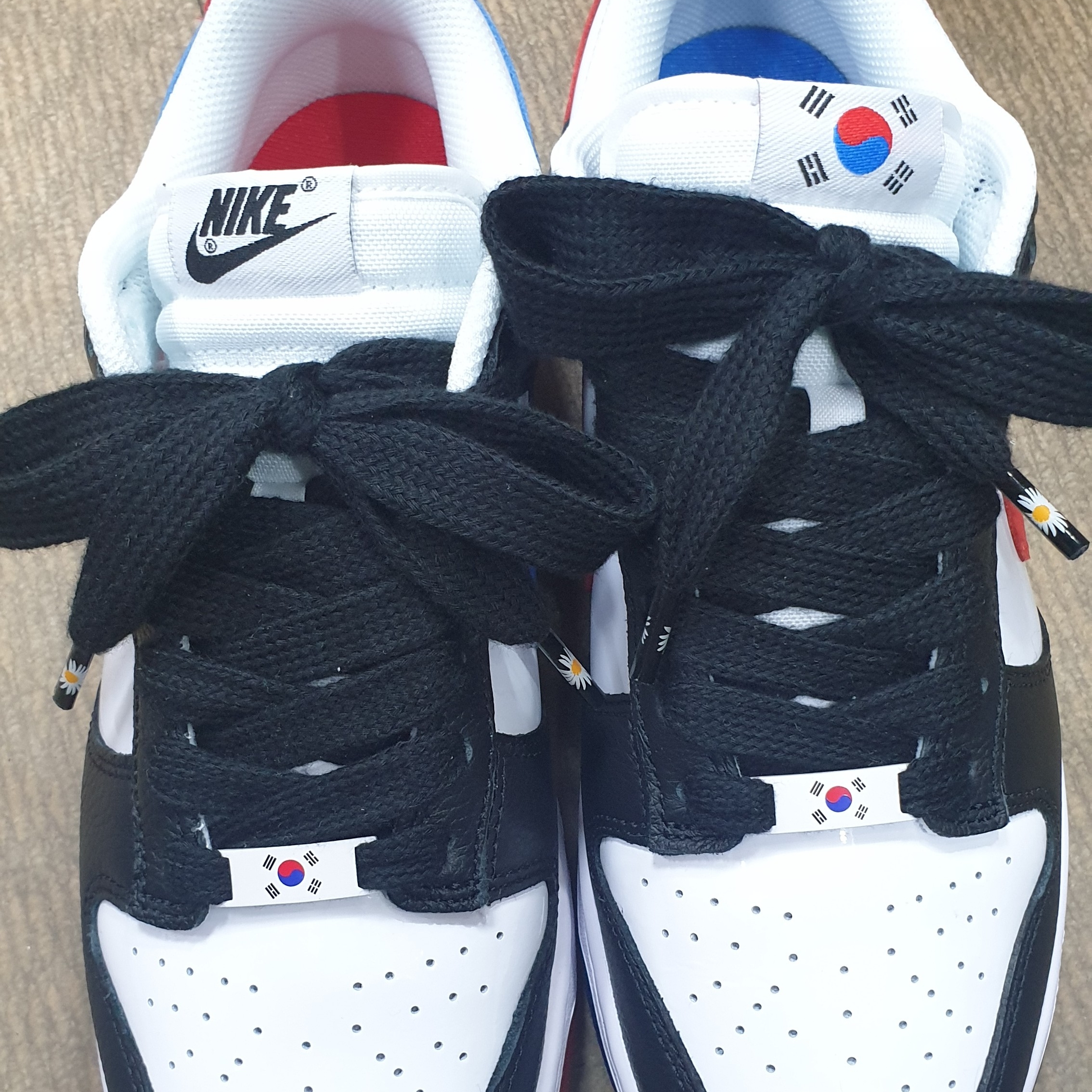 Nike Dunk Low SE Seoul 착용 스타일 - 1