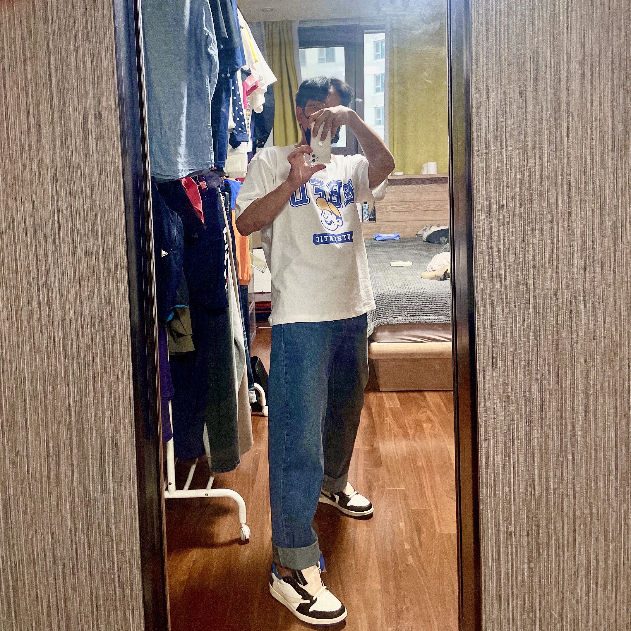 Jordan 1 x Travis Scott x Fragment Retro Low OG SP Military Blue 착용 스타일