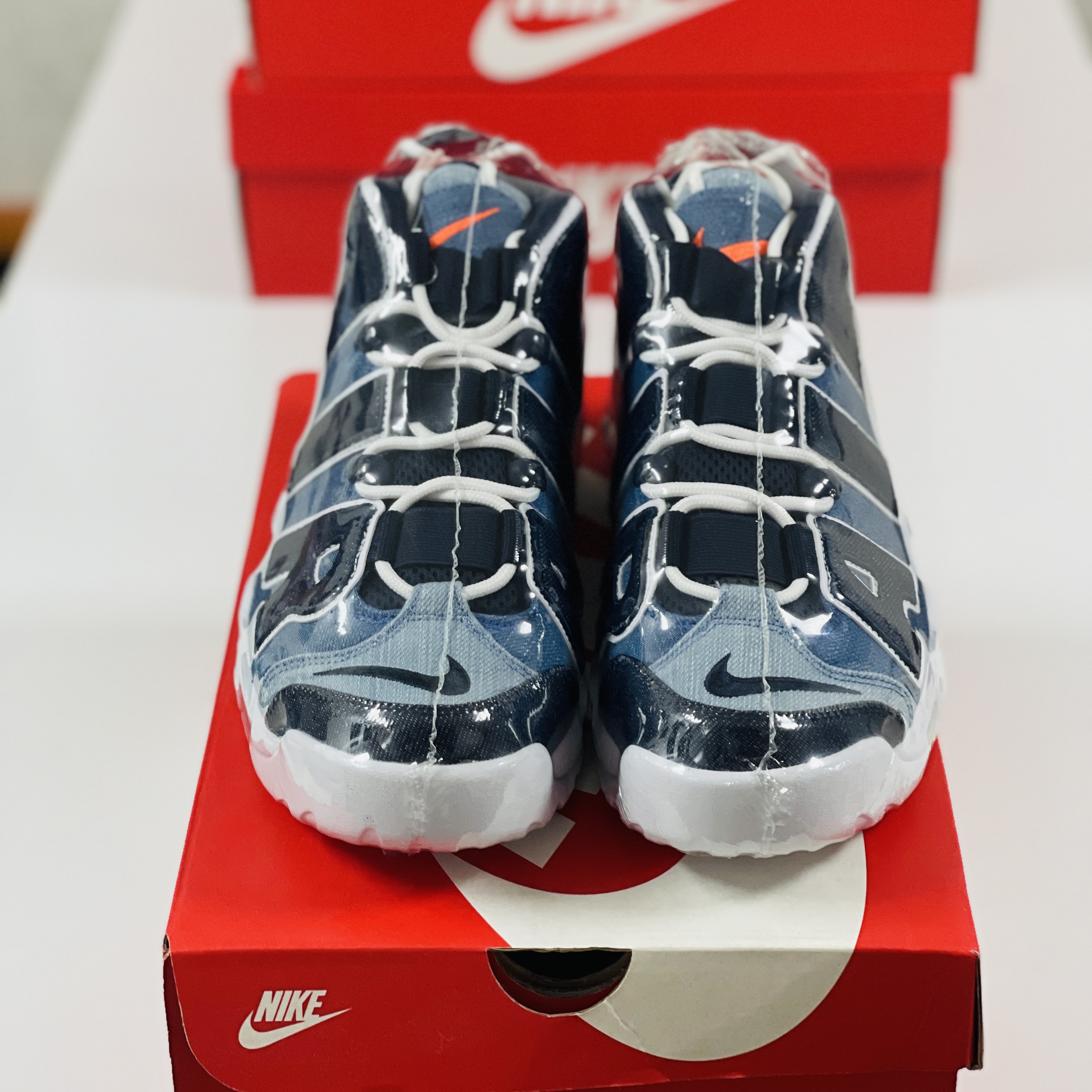 Nike Air More Uptempo 96 Denim 착용 스타일 - 3
