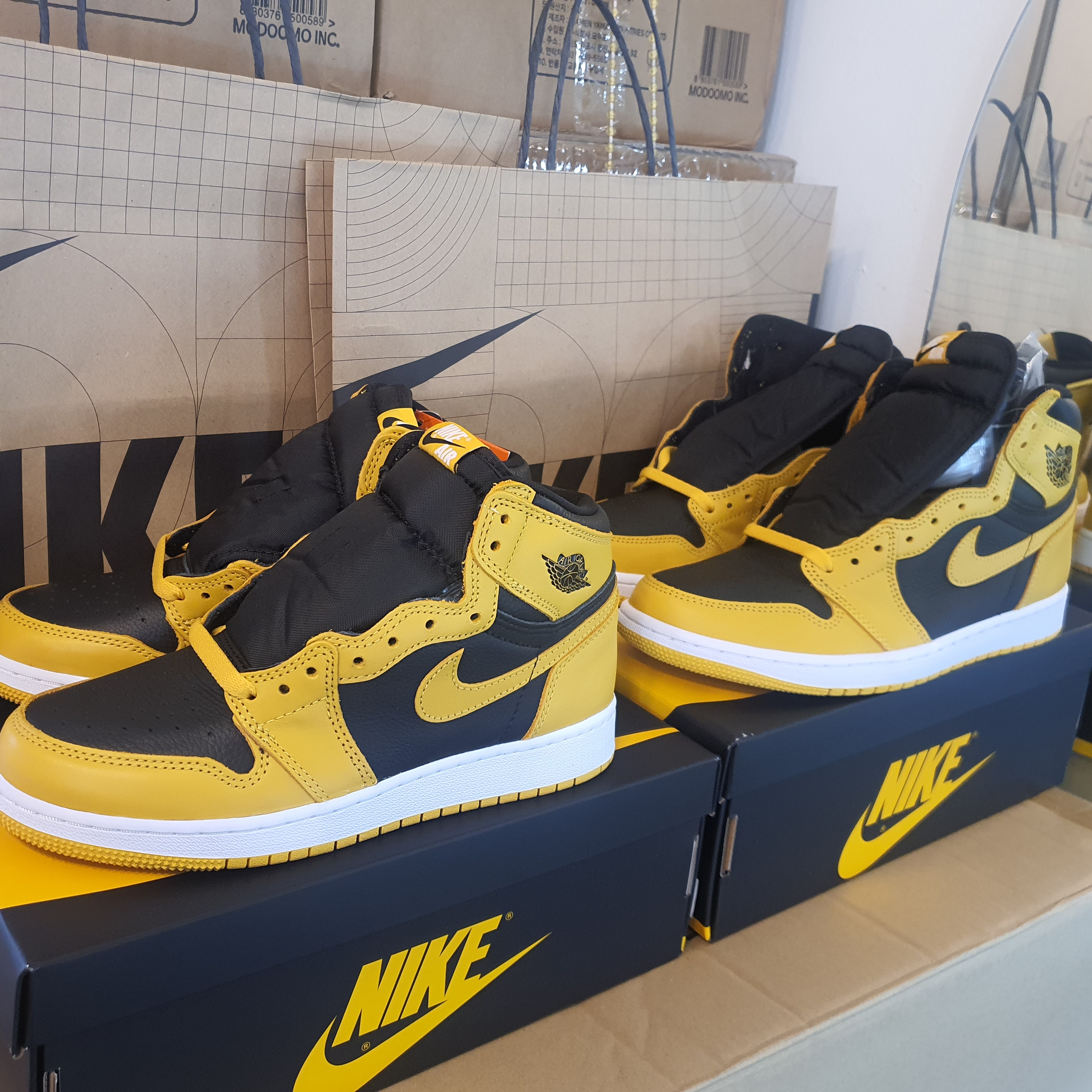 (GS) Jordan 1 Retro High OG Pollen, Jordan 1 Retro High OG Pollen 착용 스타일