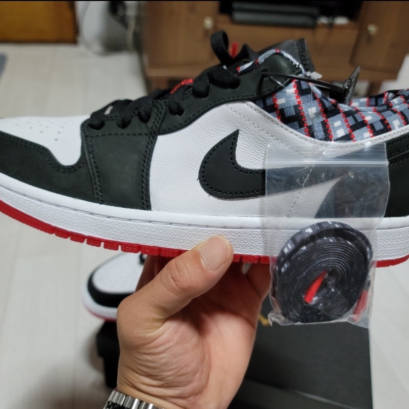 Jordan 1 Low Quai 54 2021, Jordan 1 x Travis Scott x Fragment Retro Low OG SP Military Blue 착용 스타일 - 3