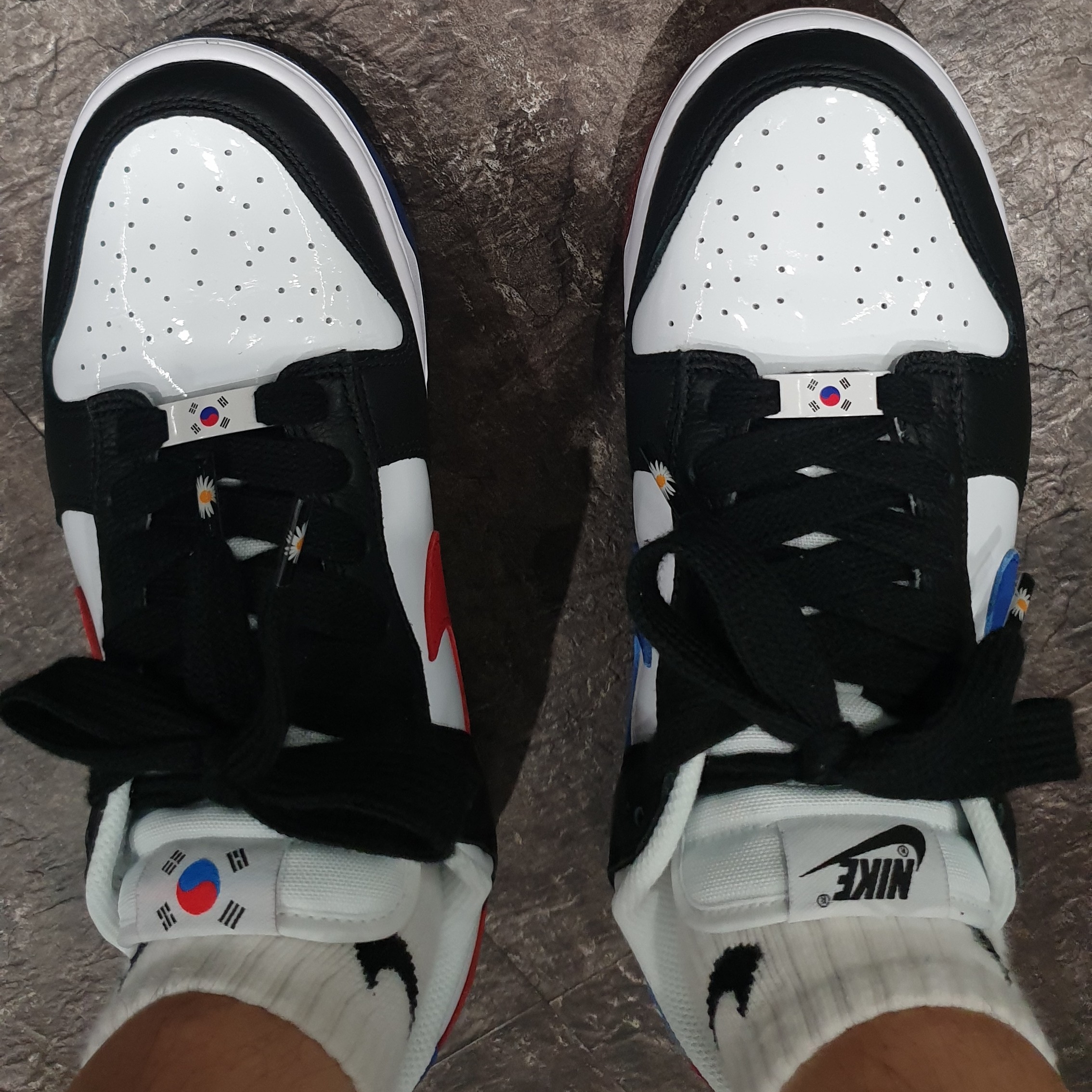 Nike Dunk Low SE Seoul 착용 스타일 - 3