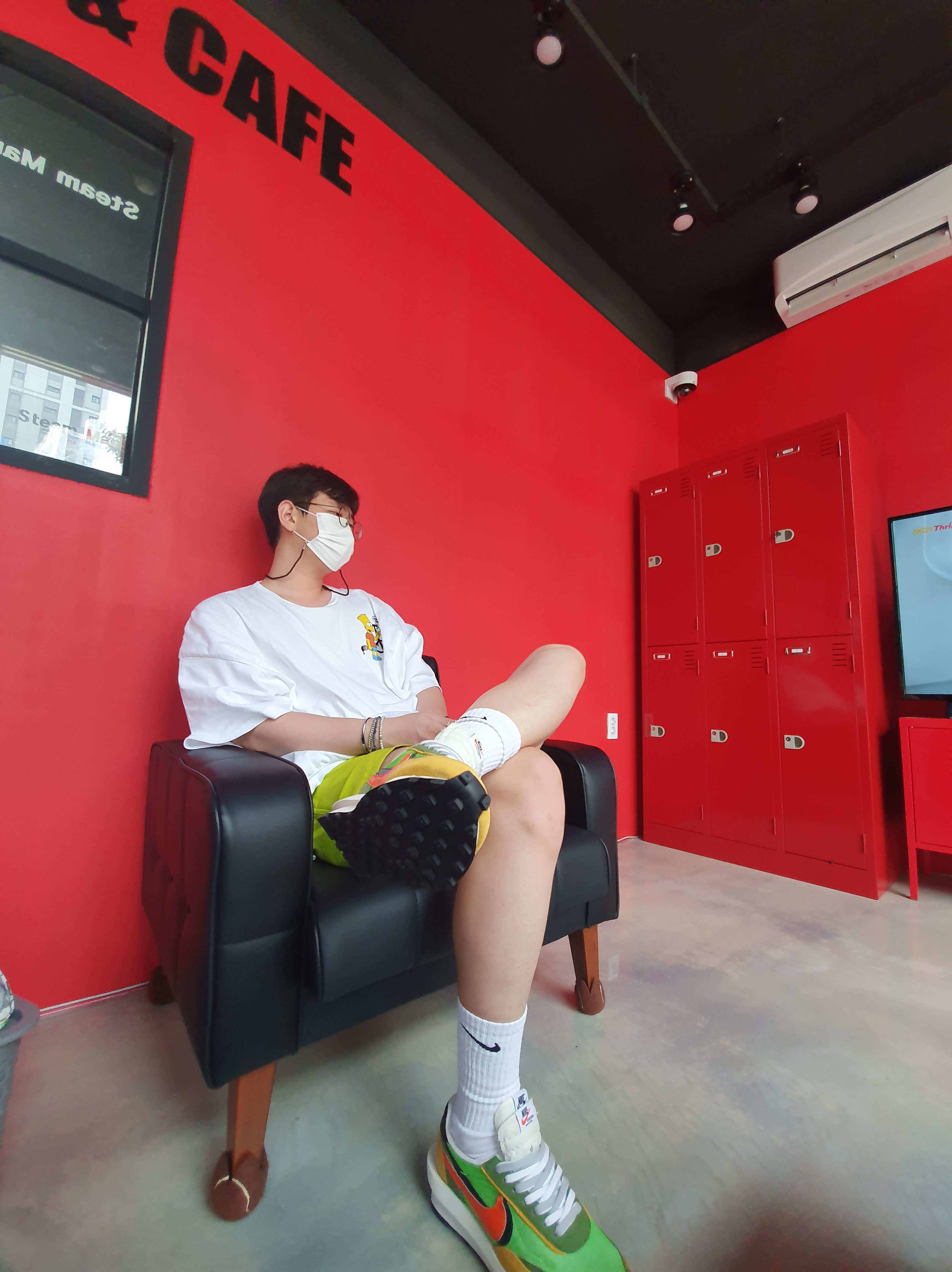 Nike x Sacai LDWaffle Green Multi 착용 스타일