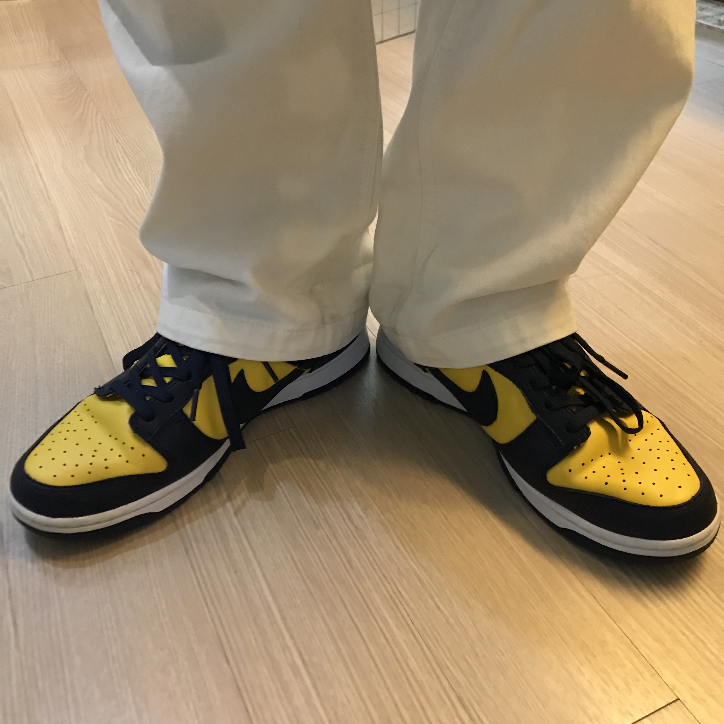 Nike Dunk Low Retro Varsity Maize 착용 스타일 - 4