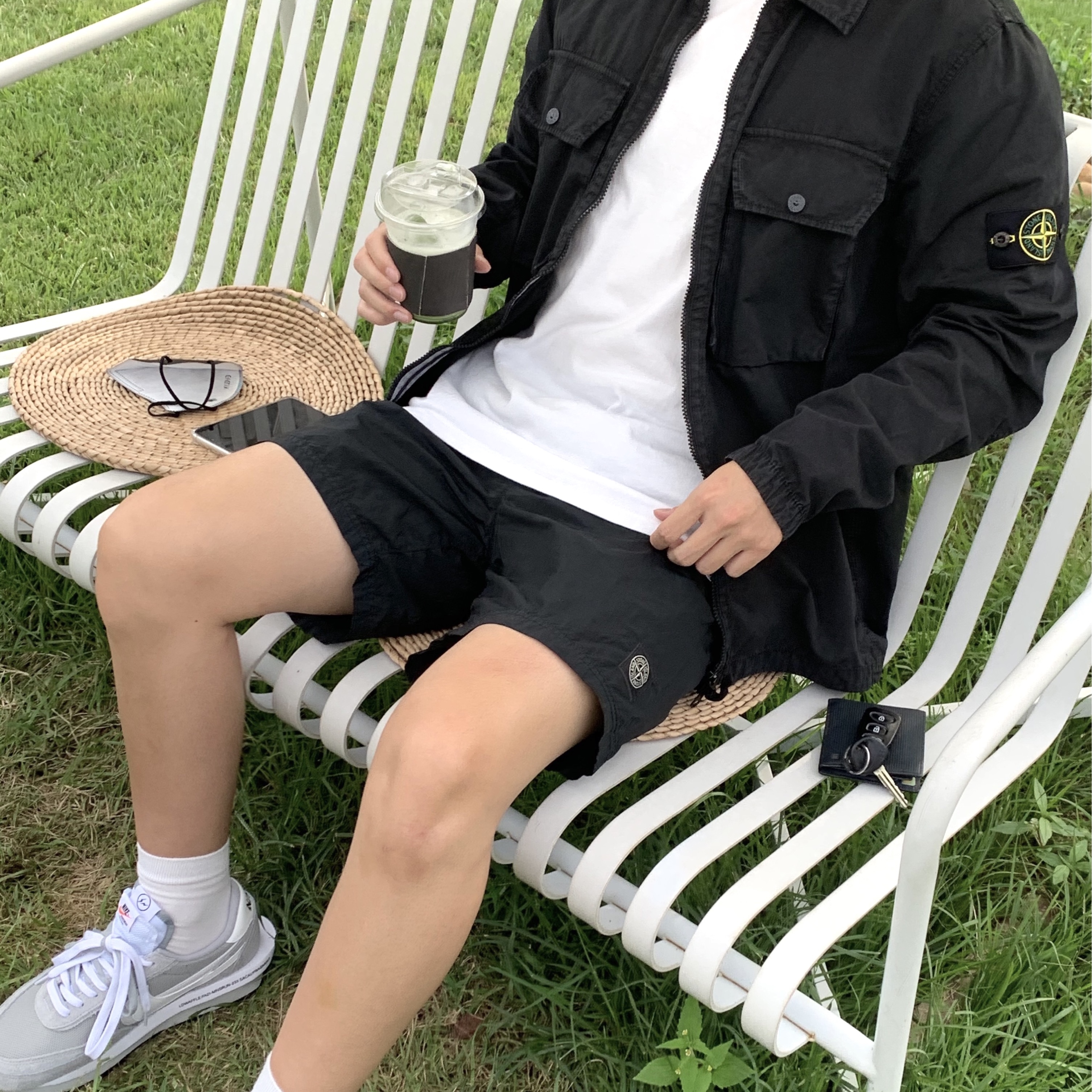Nike x Sacai x Fragment LDWaffle Light Smoke Grey, Stone Island 113WN T.CO+OLD Overshirt Black - 21FW 착용 스타일