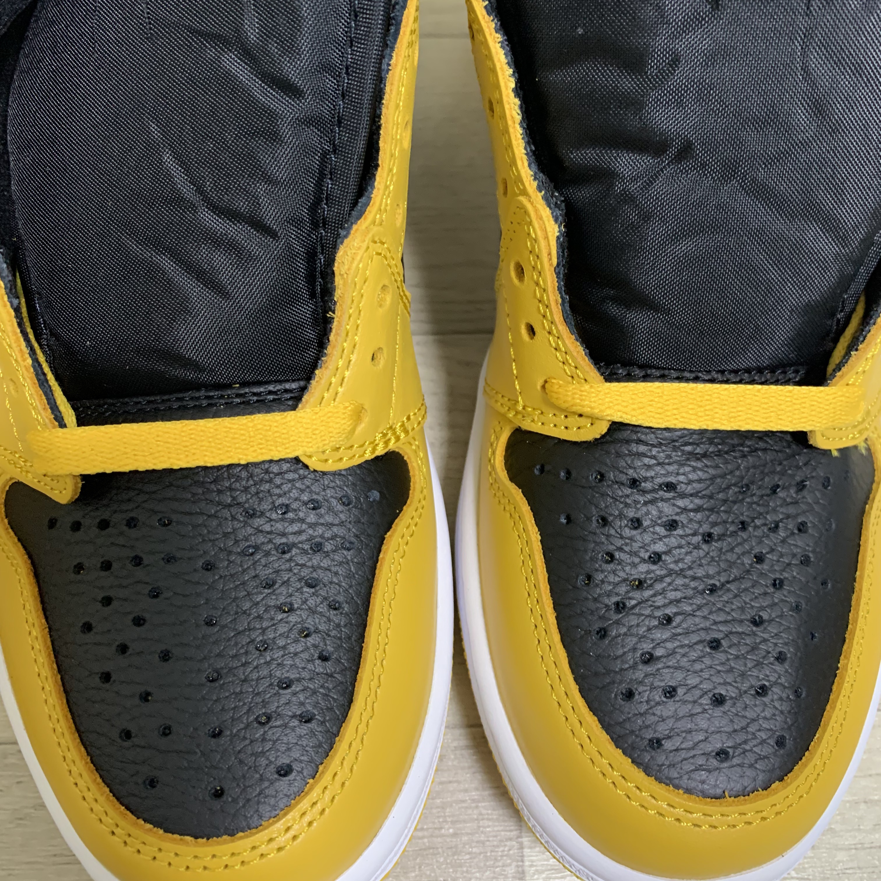 Jordan 1 Retro High OG Pollen 착용 스타일 - 5