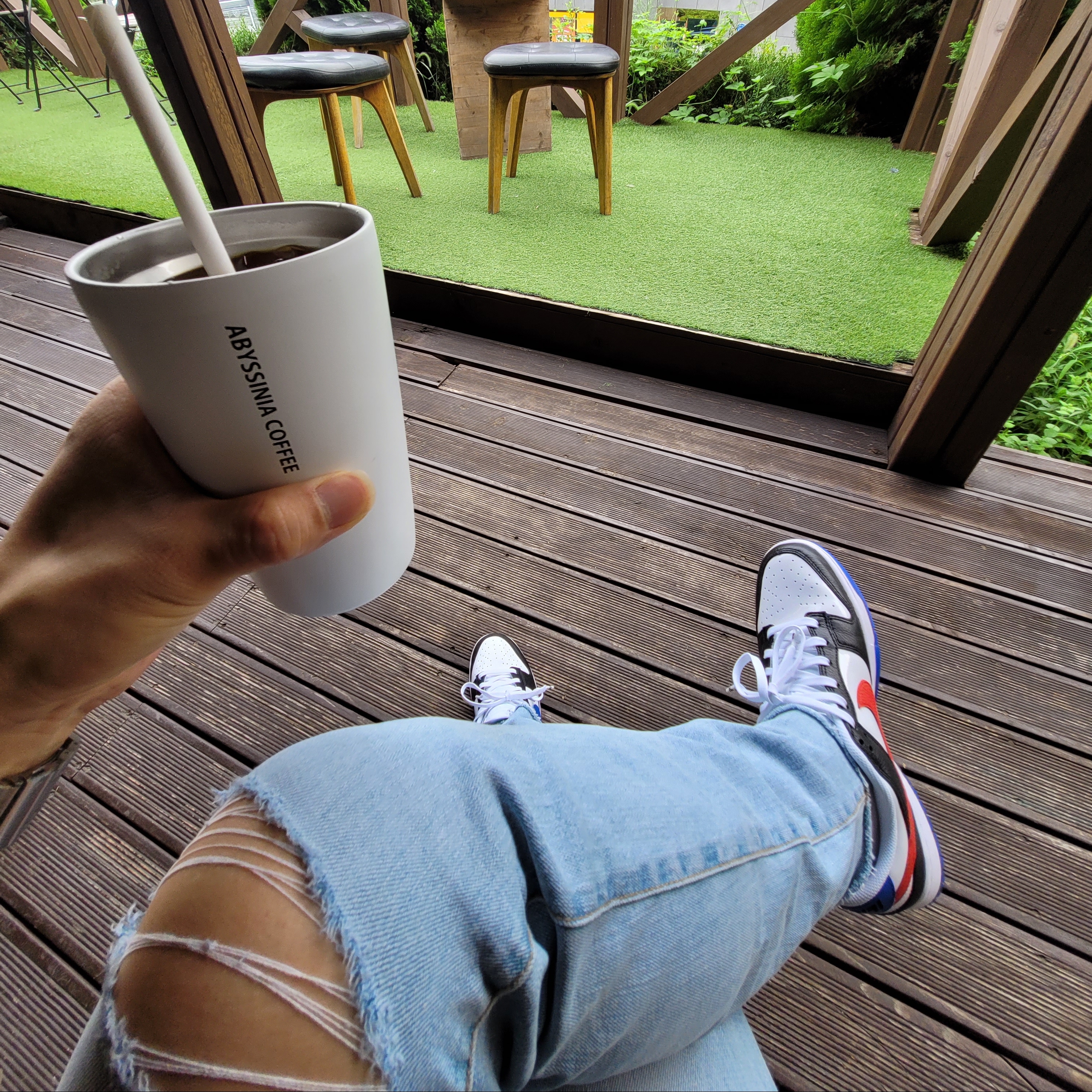 Nike Dunk Low SE Seoul 착용 스타일