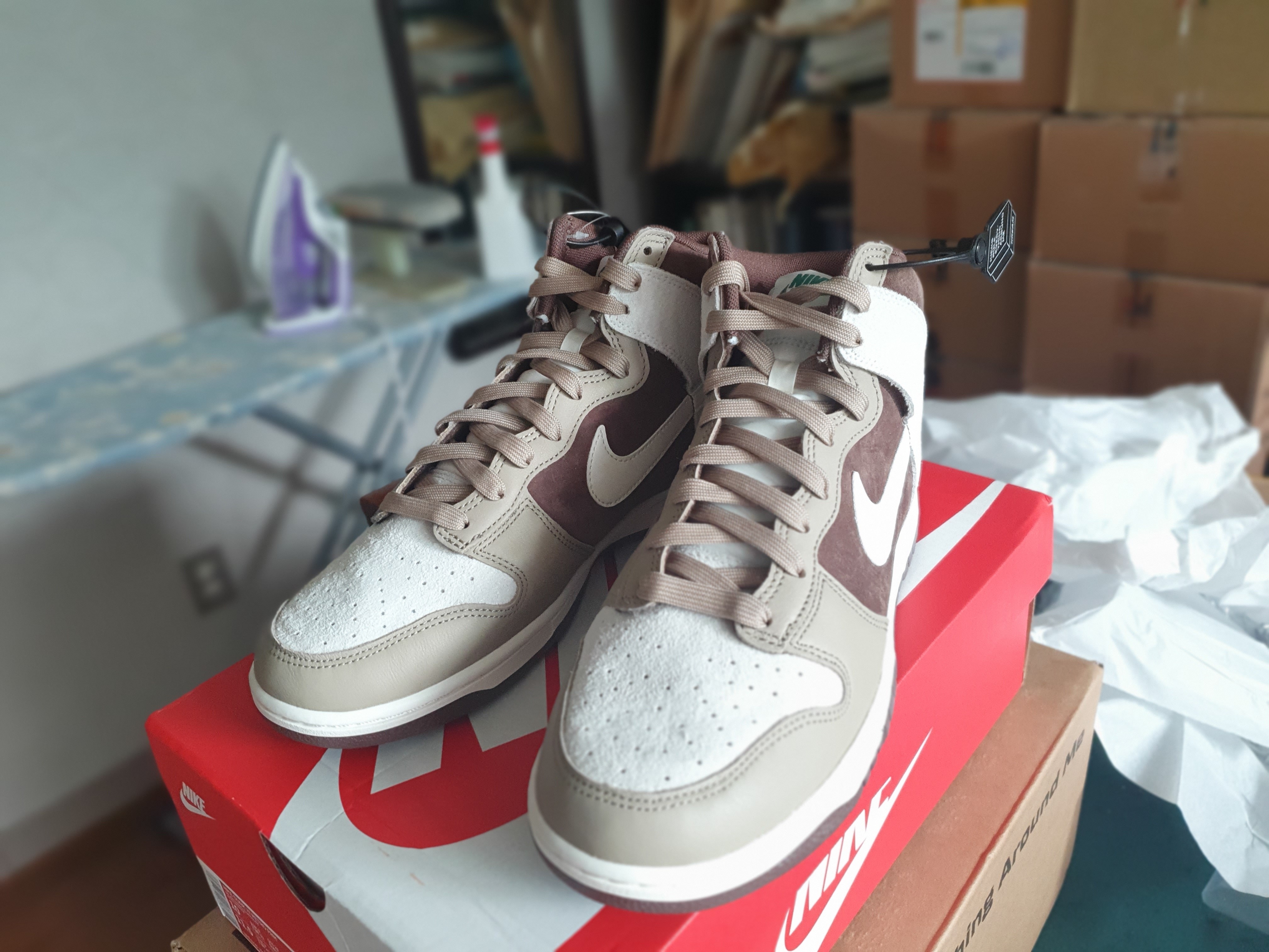 Nike Dunk High Retro PRM Light Chocolate 착용 스타일 - 1