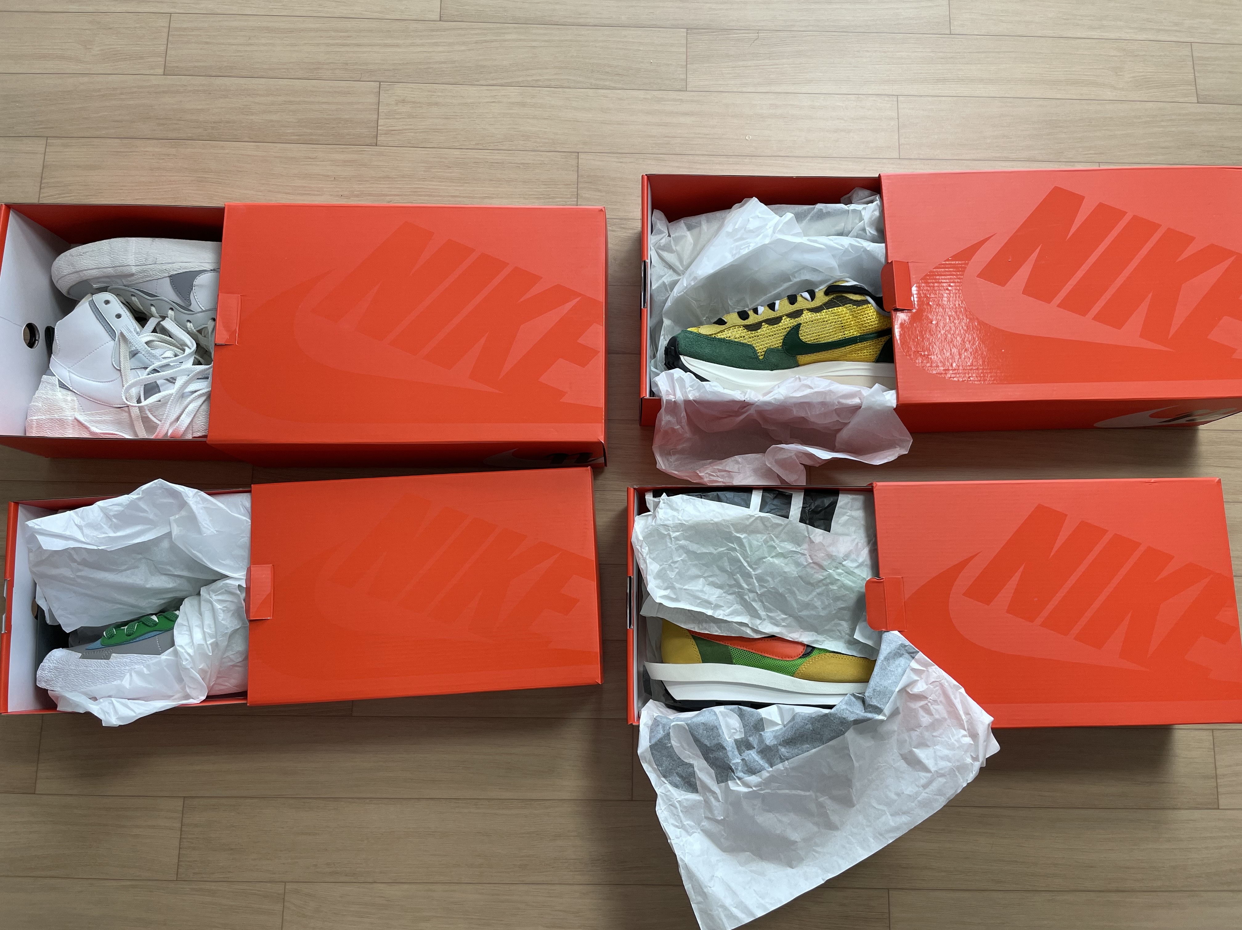 Nike x Sacai VaporWaffle Tour Yellow & Gorge Green Sail, Nike x Sacai Blazer Low Classic Green 착용 스타일