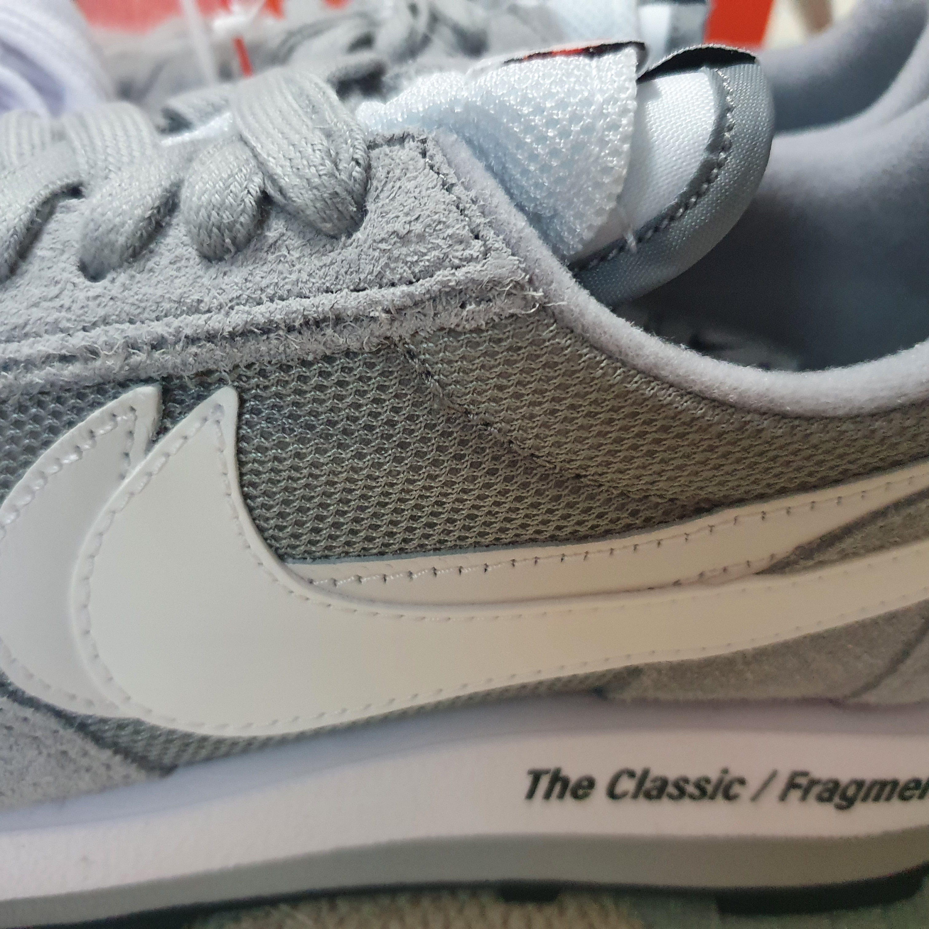 Nike x Sacai x Fragment LDWaffle Light Smoke Grey 착용 스타일 - 5