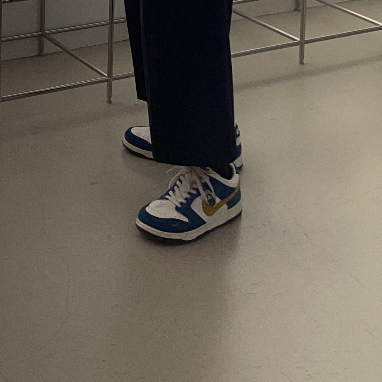 Nike x Kasina Dunk Low 80's Bus 착용 스타일 - 5