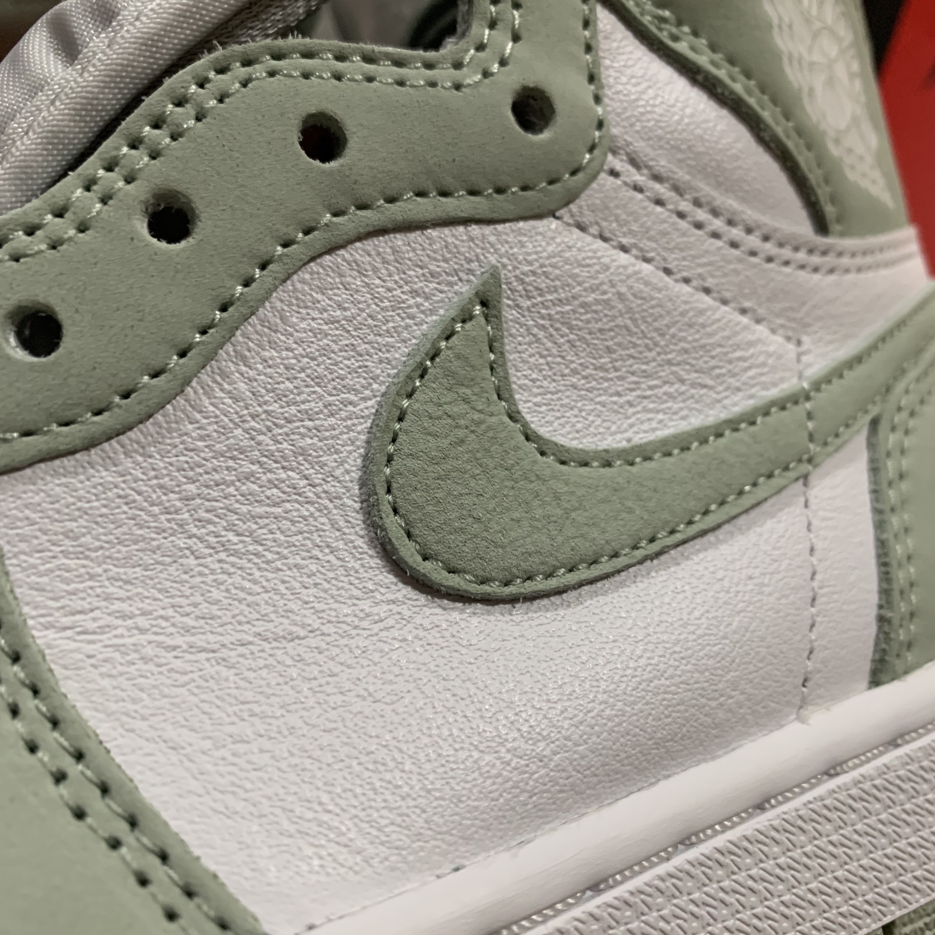 (W) Jordan 1 Retro High OG Seafoam 착용 스타일 - 3