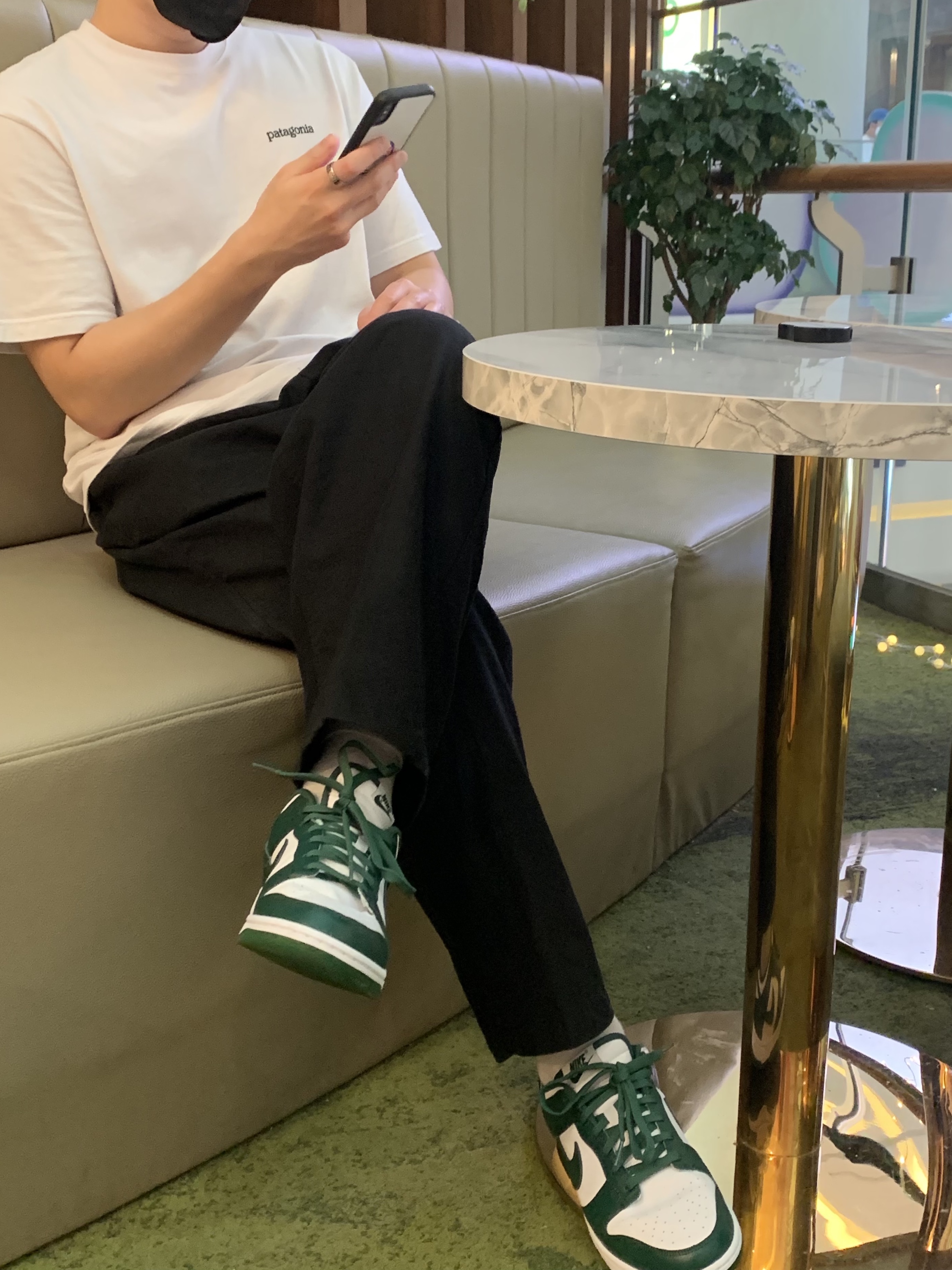 Nike Dunk Low Retro Varsity Green 착용 스타일