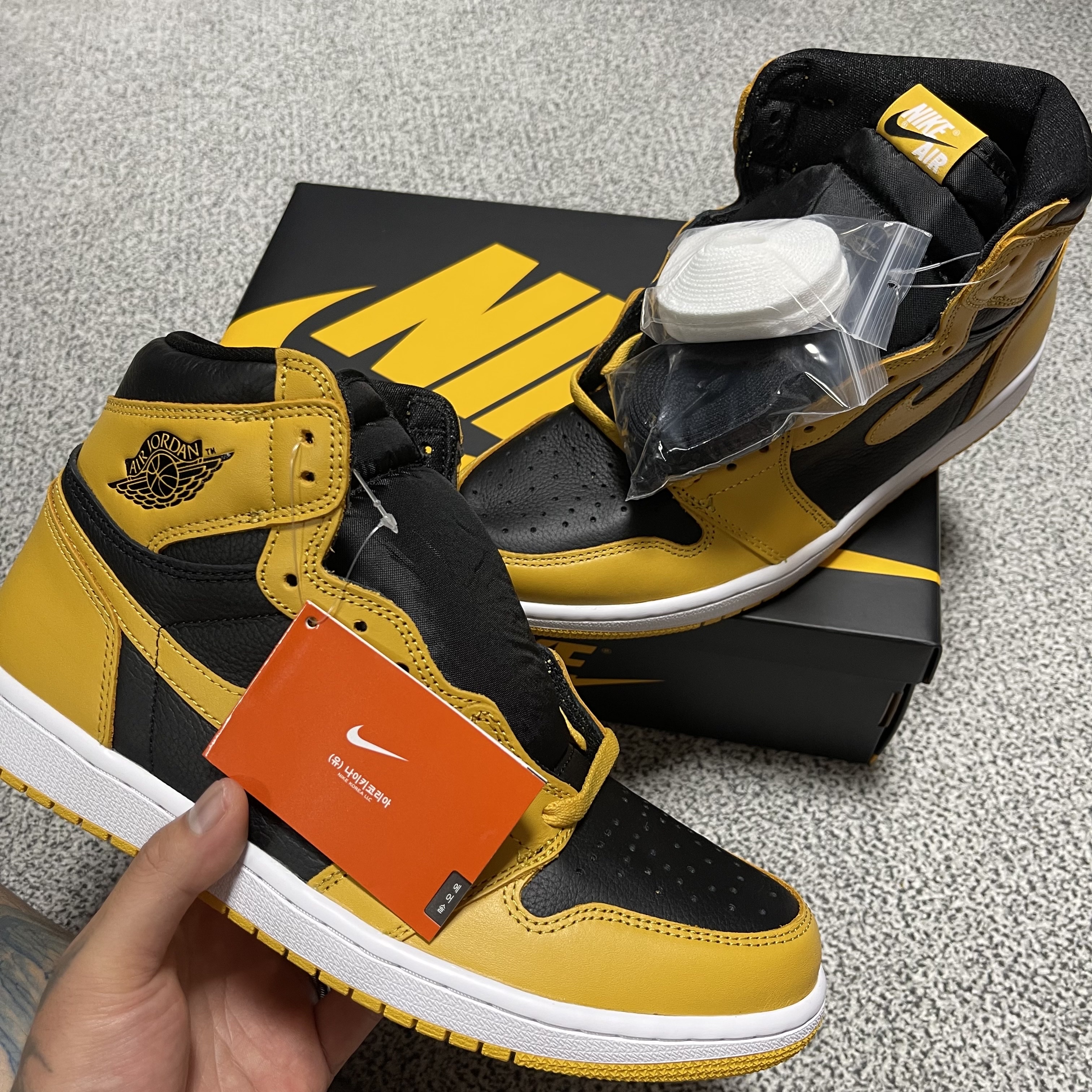 Jordan 1 Retro High OG Pollen 착용 스타일