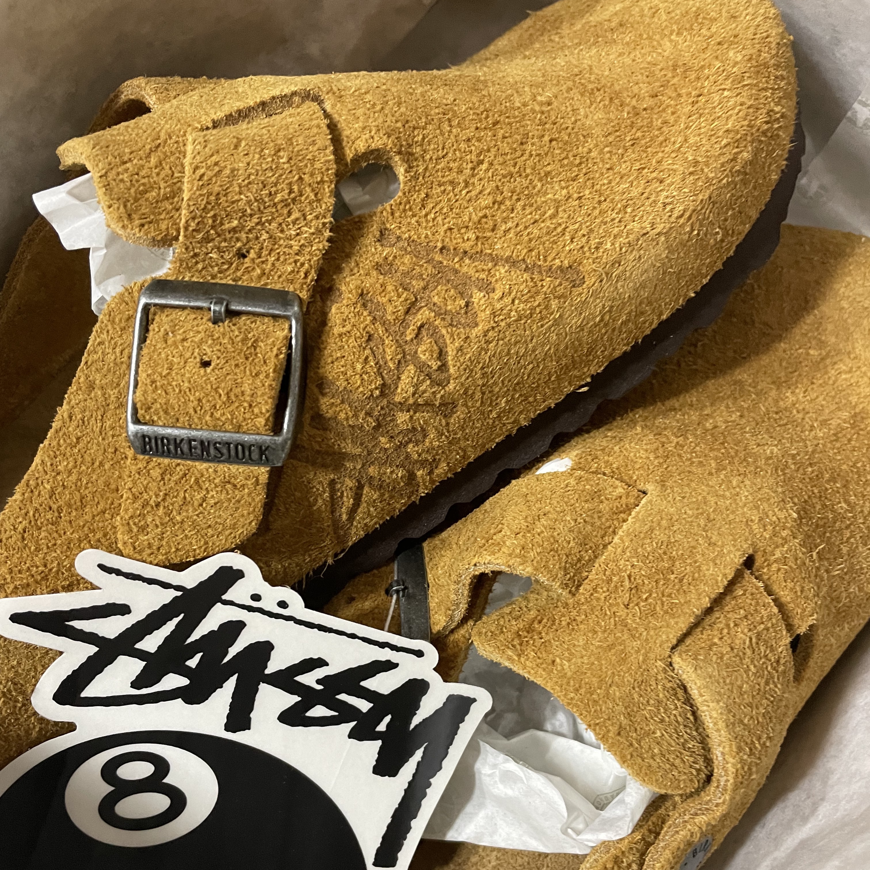 Birkenstock x Stussy Boston Clog Caramel 착용 스타일