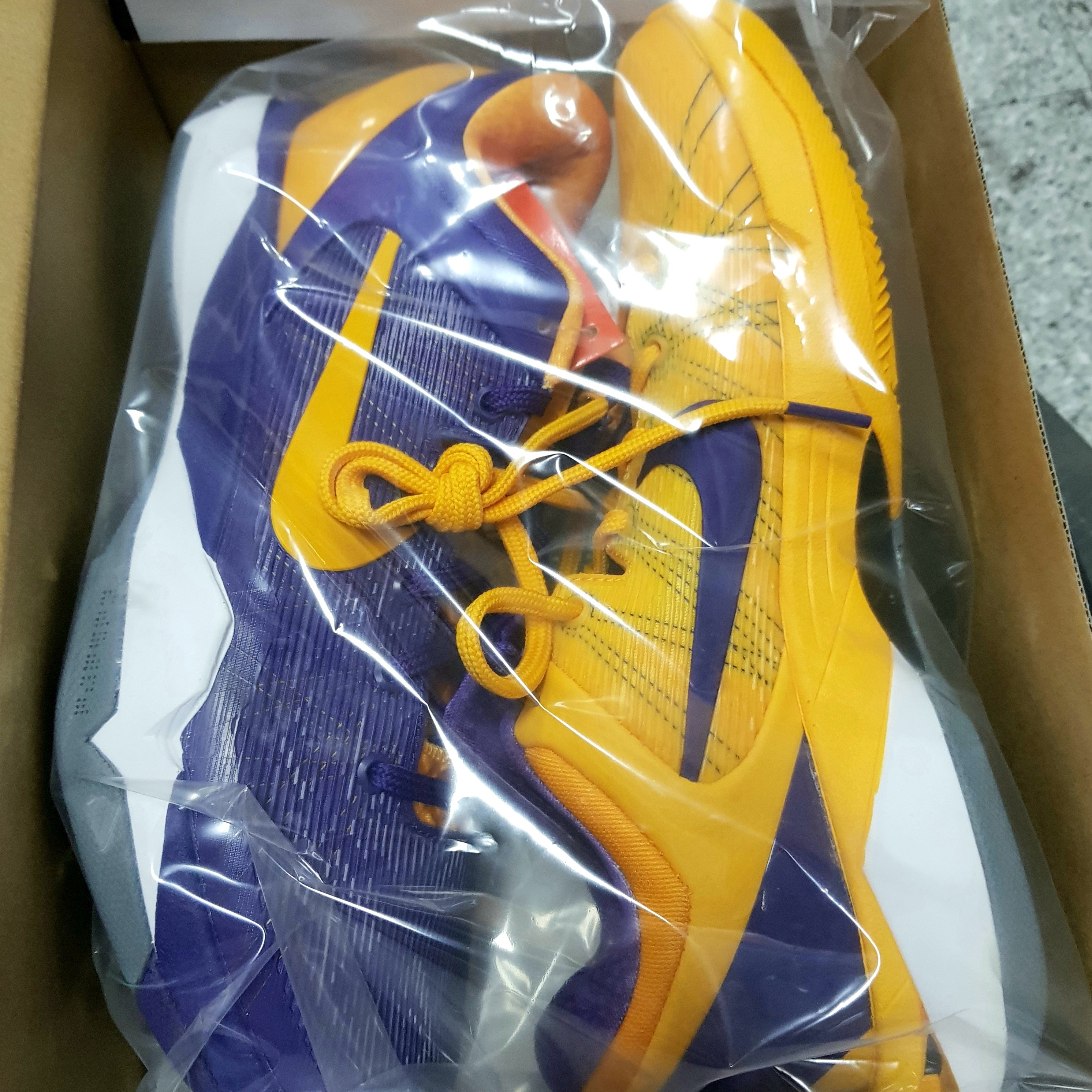 Nike Zoom Kobe 7 System Yin and Yang 착용 스타일
