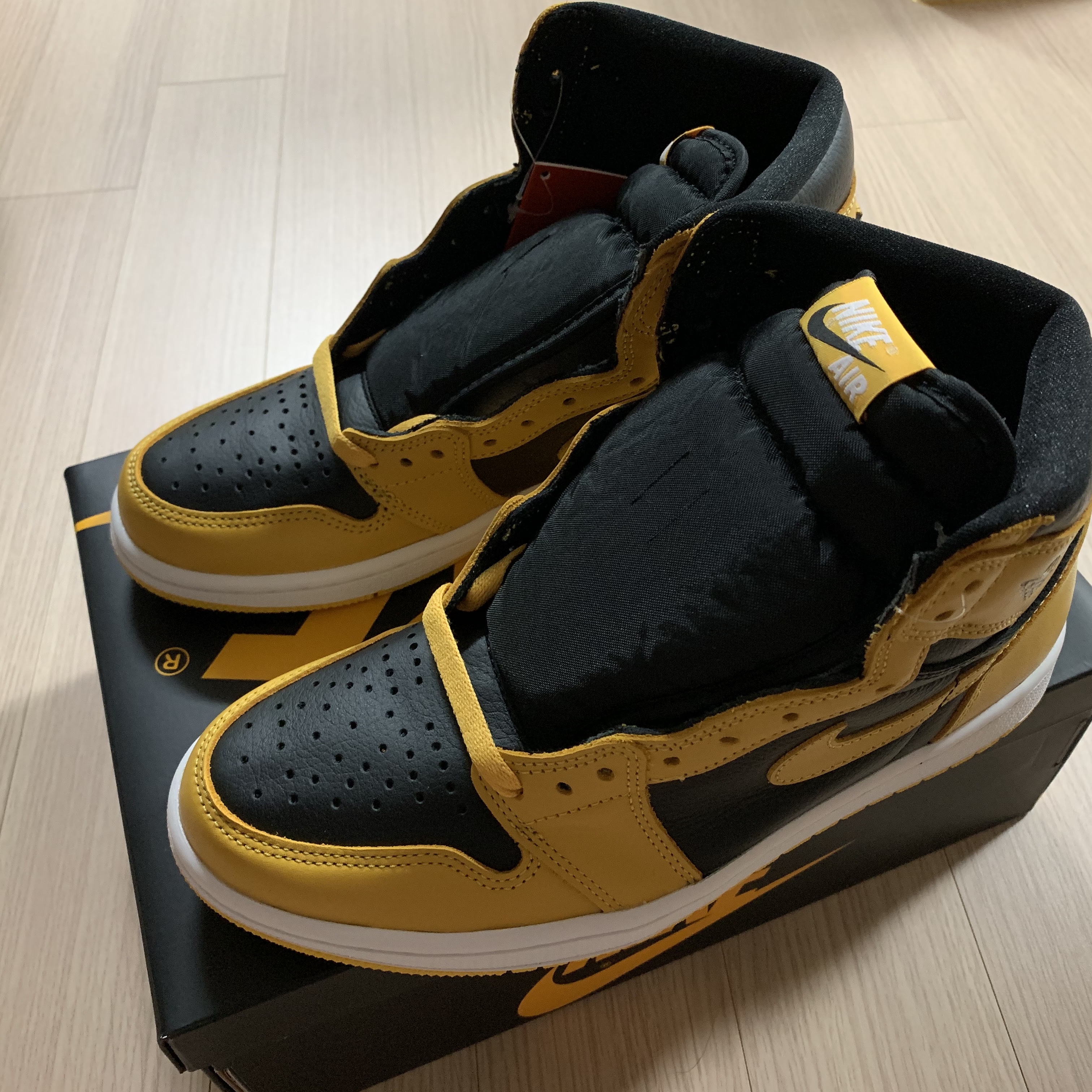 Jordan 1 Retro High OG Pollen 착용 스타일 - 1