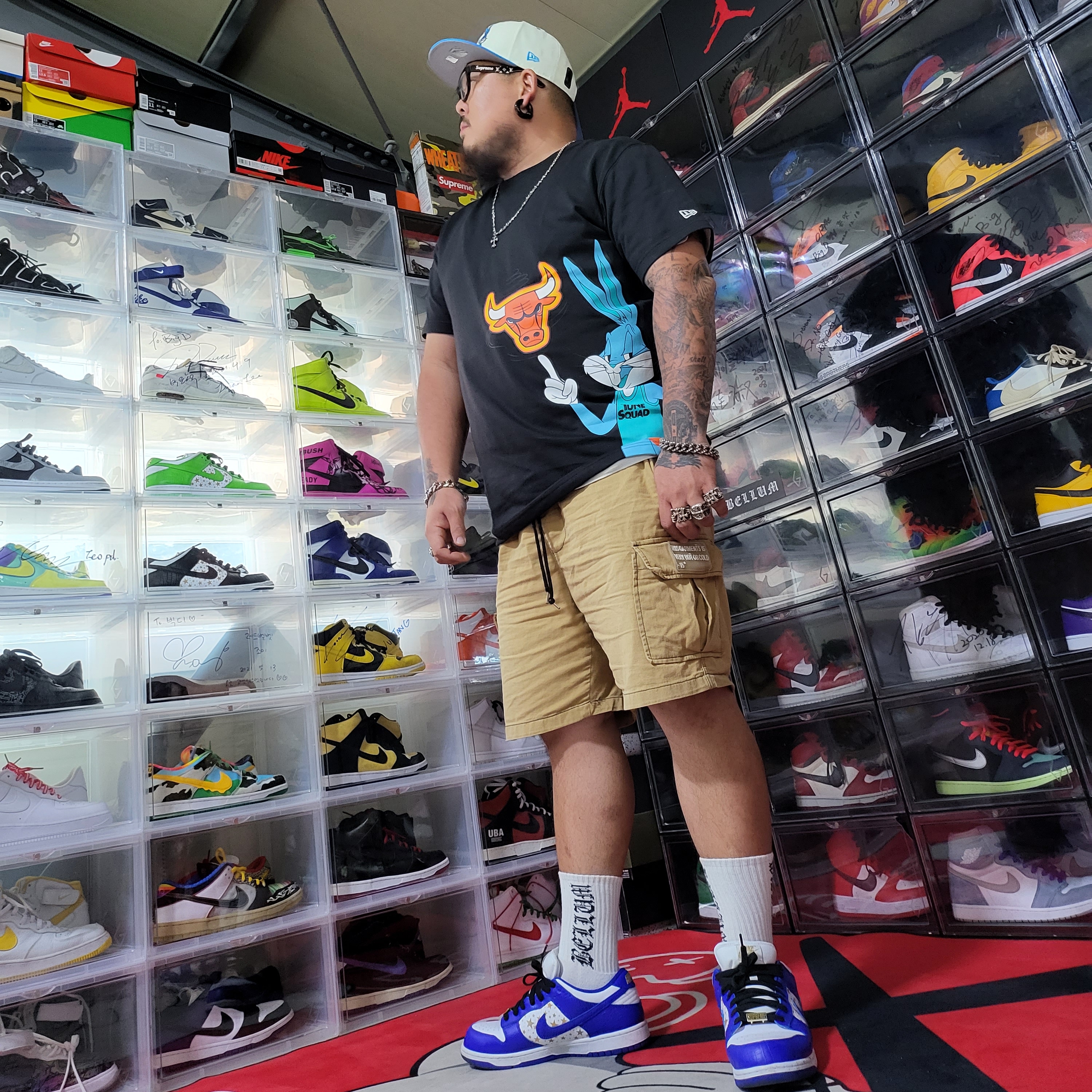 Nike x Supreme SB Dunk Low Hyper Blue 착용 스타일