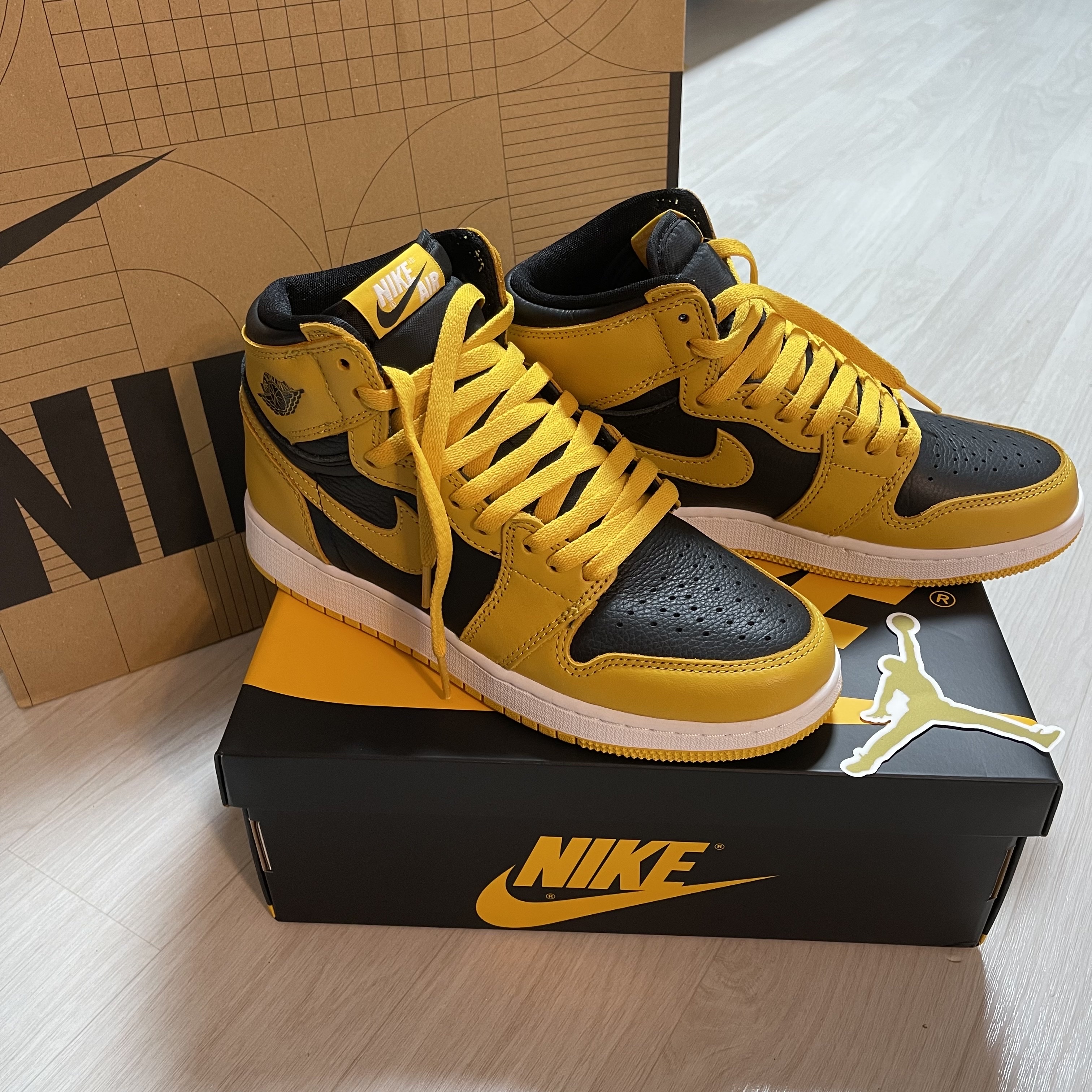(GS) Jordan 1 Retro High OG Pollen 착용 스타일 - 1