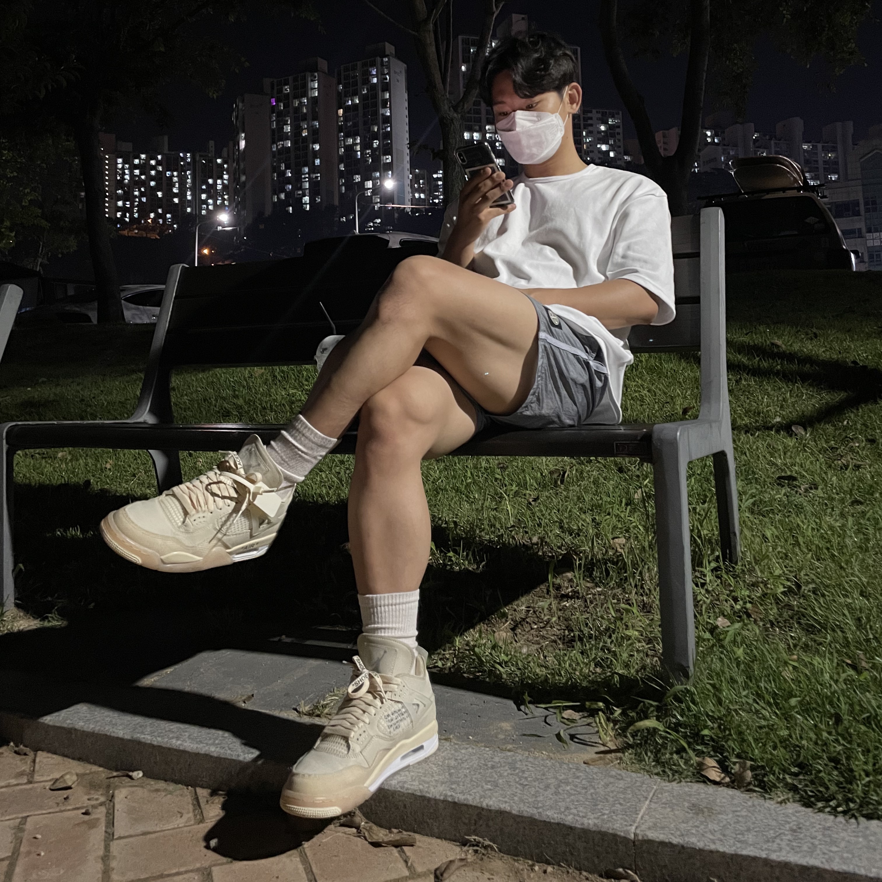 (W) Jordan 4 x Off-White Retro SP Sail, Stone Island B0643 Nylon Metal Swimming Trunk Sky Blue - 21SS 착용 스타일